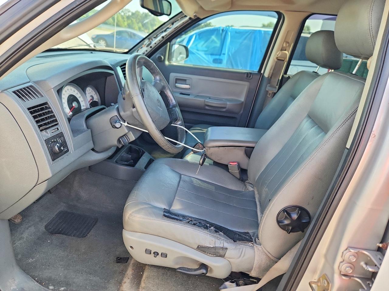 2006 Dodge Dakota Quad Laramie Silver vin: 1D7HE58N46S557000