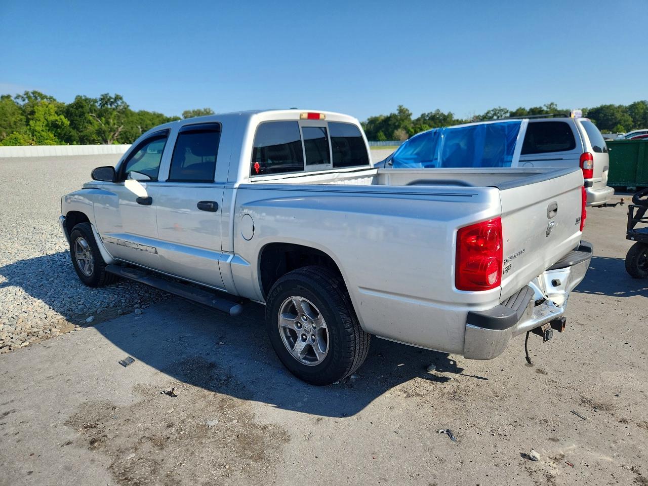 2006 Dodge Dakota Quad Laramie Silver vin: 1D7HE58N46S557000