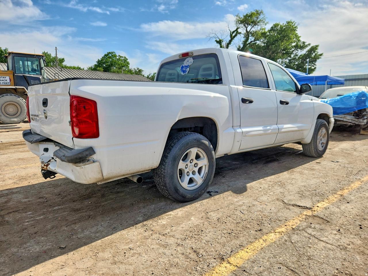 2005 Dodge Dakota Quad Laramie White vin: 1D7HE58N75S138556