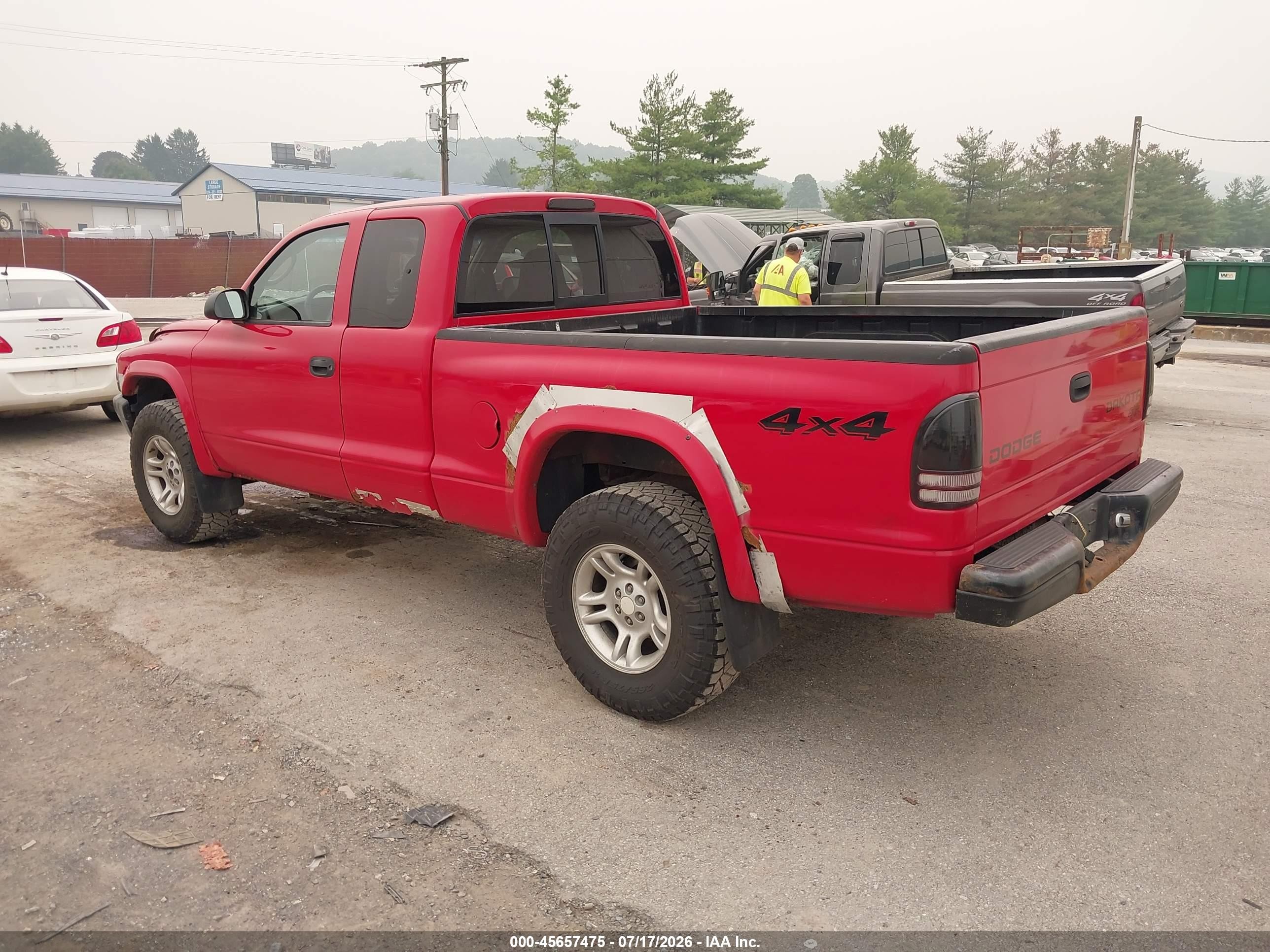 2004 Dodge Dakota   Red vin: 1D7HG12K44S704608