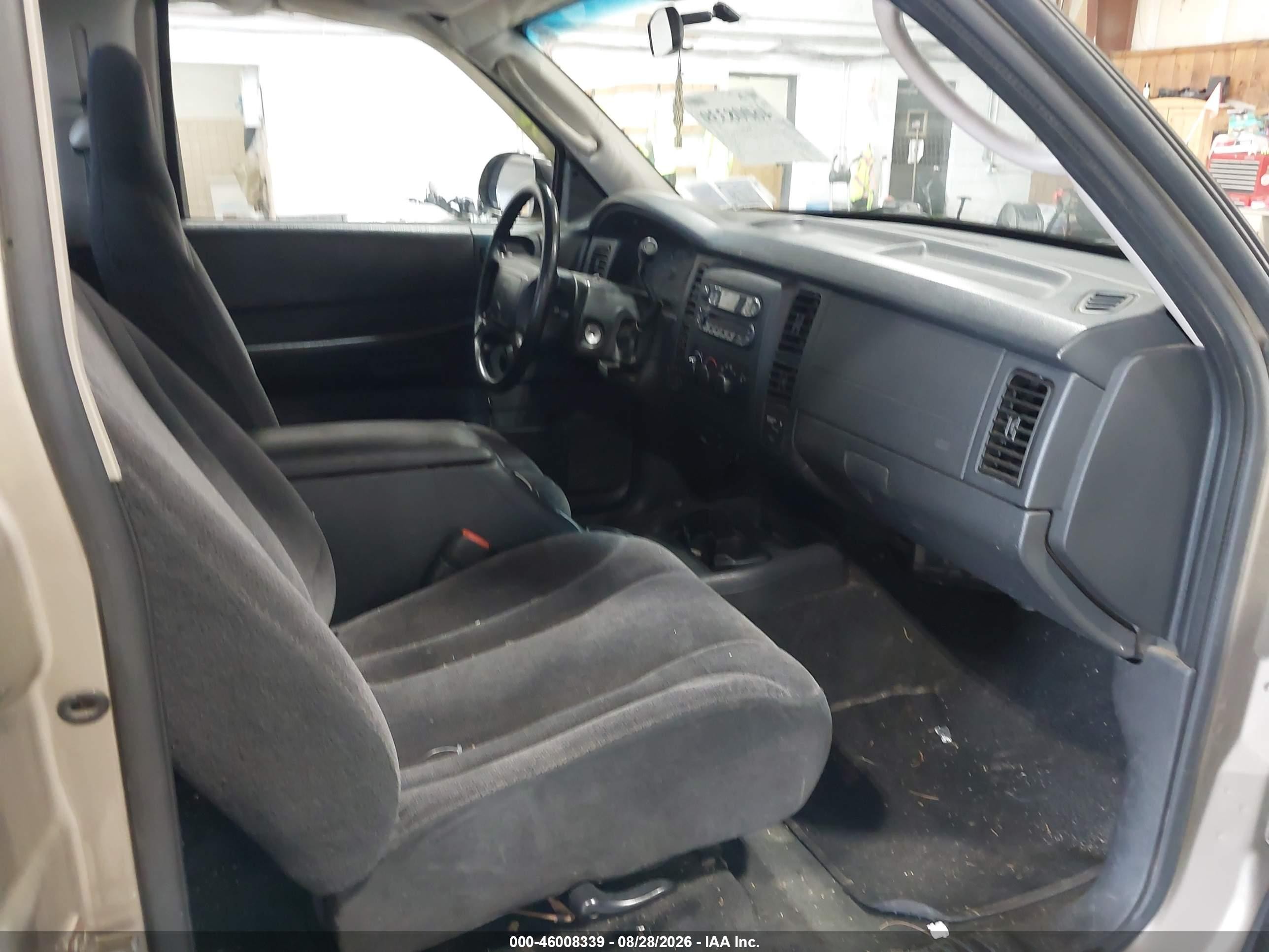 2003 Dodge Dakota   Beige vin: 1D7HG12X33S326047