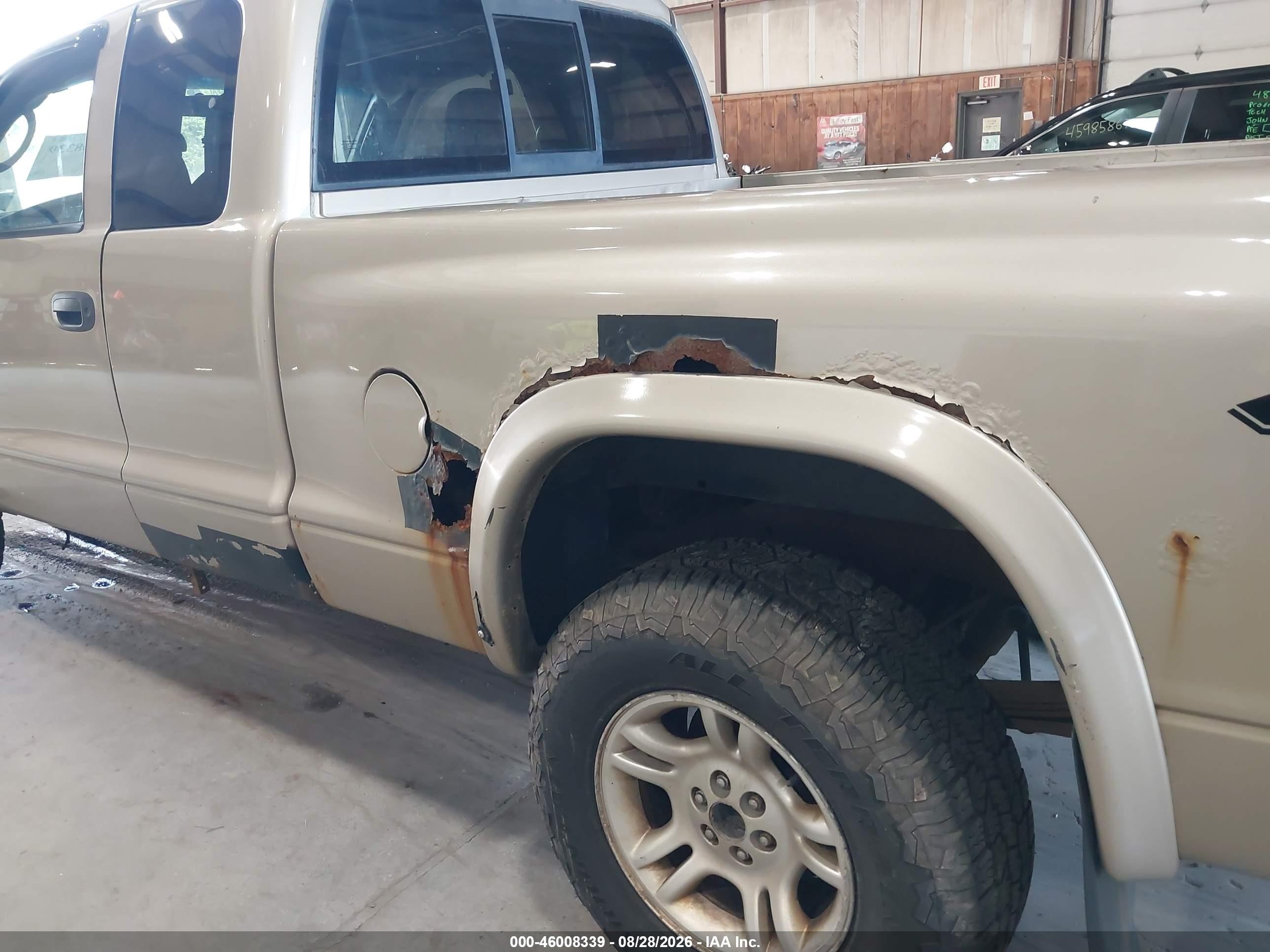 2003 Dodge Dakota   Beige vin: 1D7HG12X33S326047