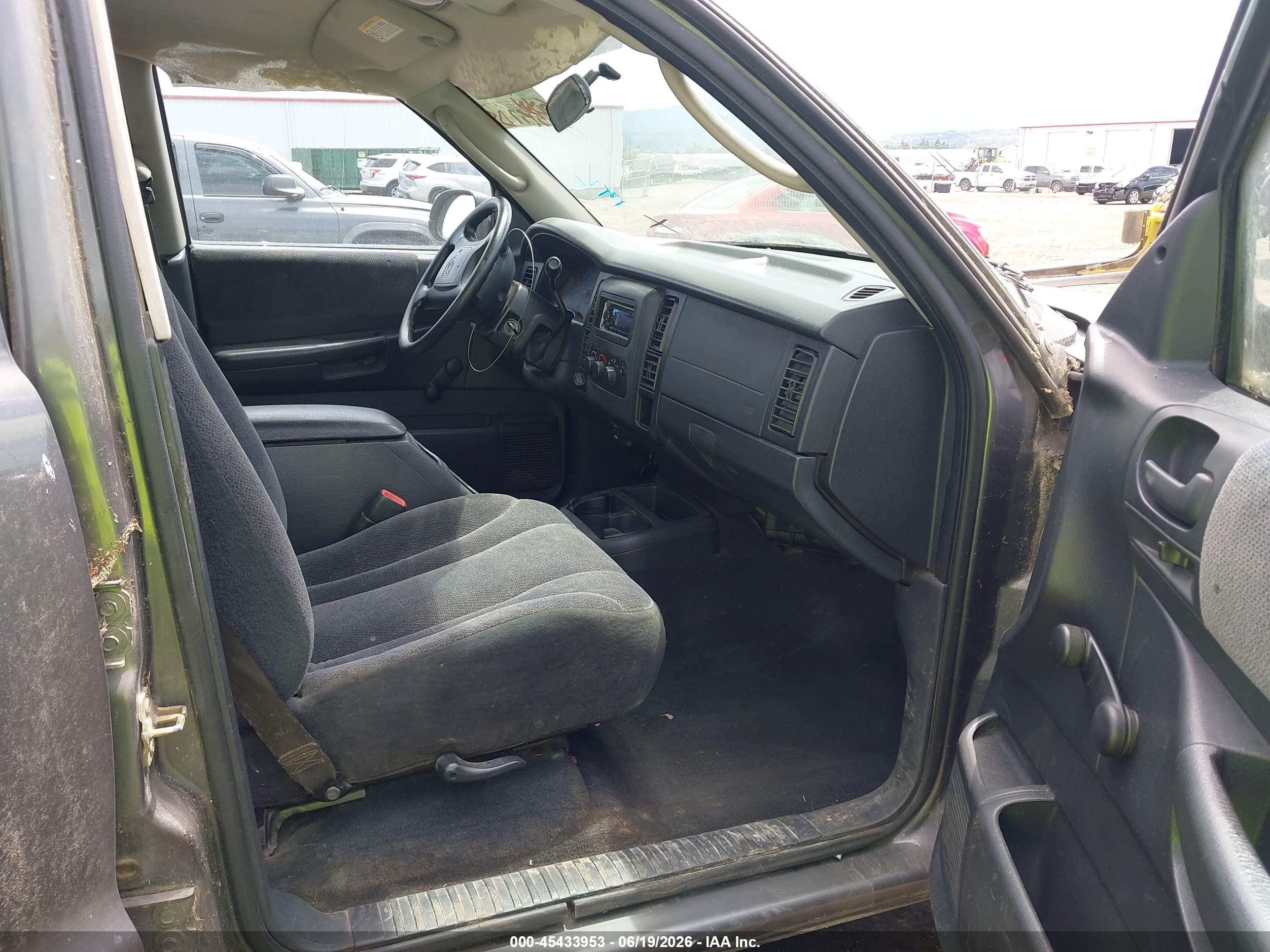 2004 Dodge Dakota Sport/sxt Gray vin: 1D7HG38K24S623562