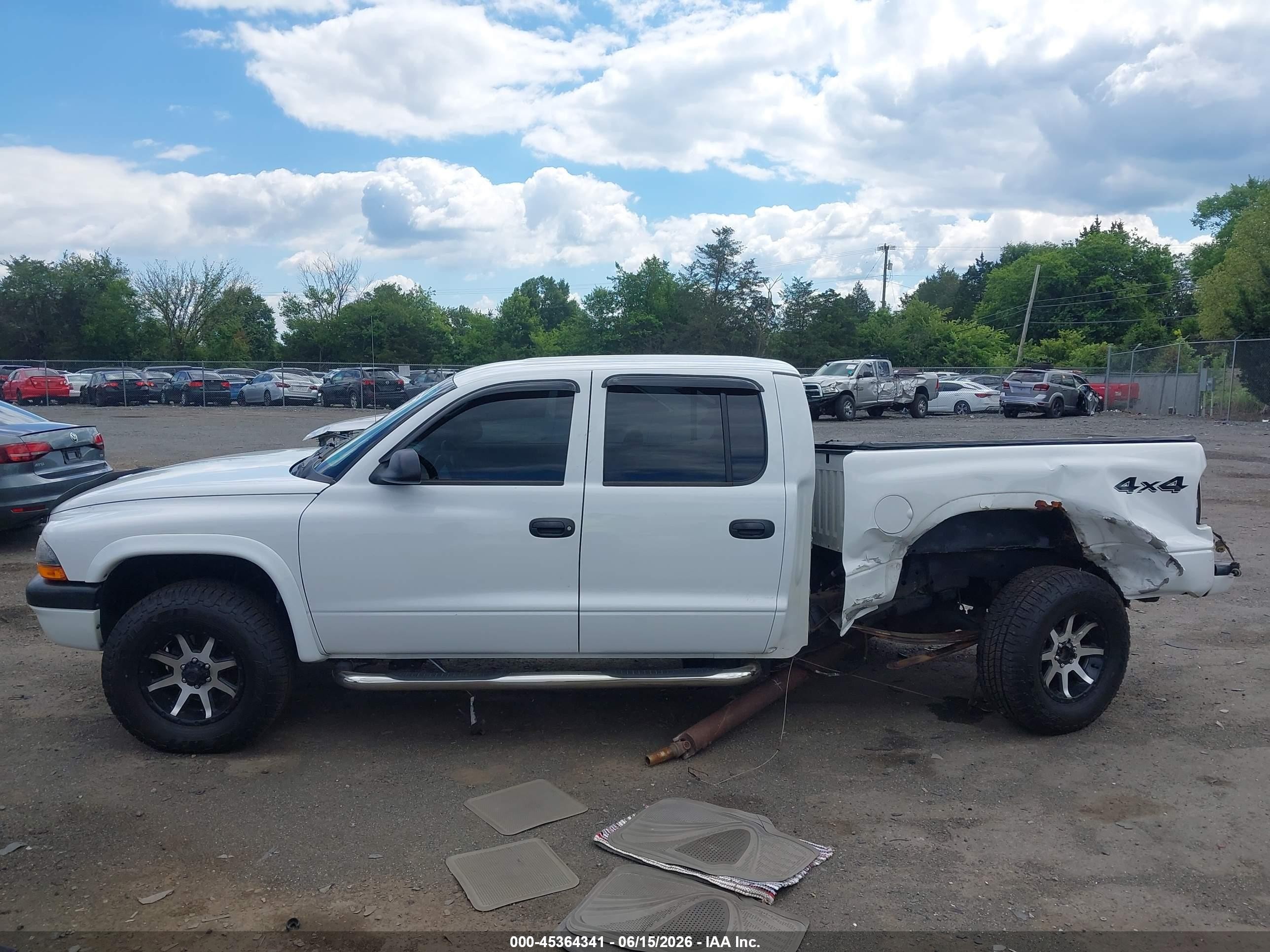 2004 Dodge Dakota Sport/sxt White vin: 1D7HG38N14S608576