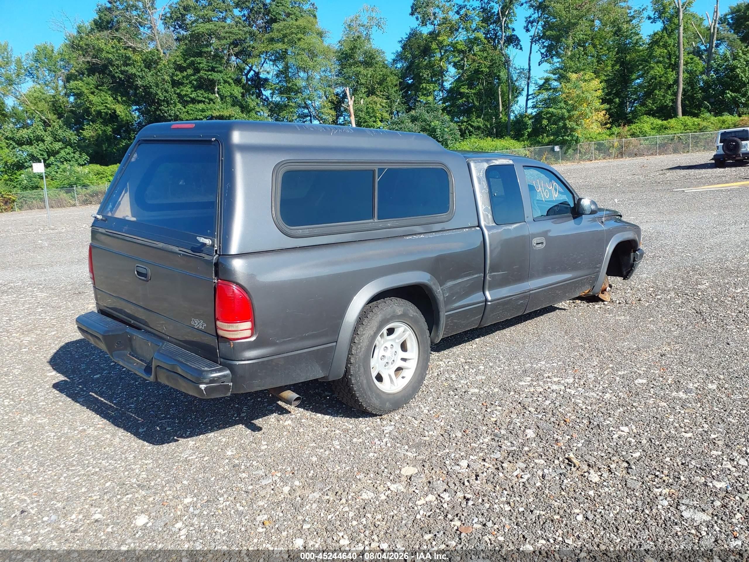 2003 Dodge Dakota Gray vin: 1D7HL12X73S358124