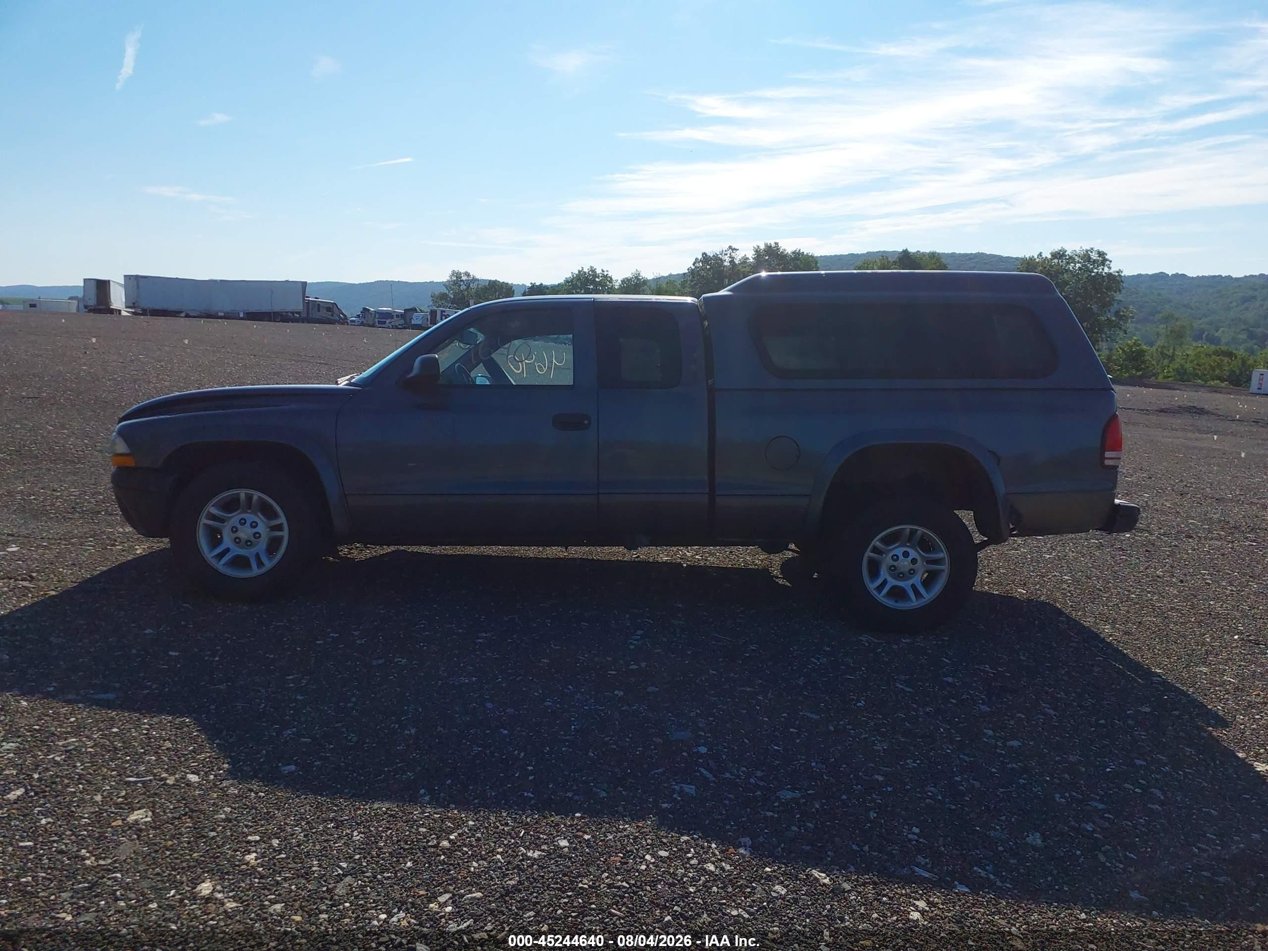 2003 Dodge Dakota Gray vin: 1D7HL12X73S358124