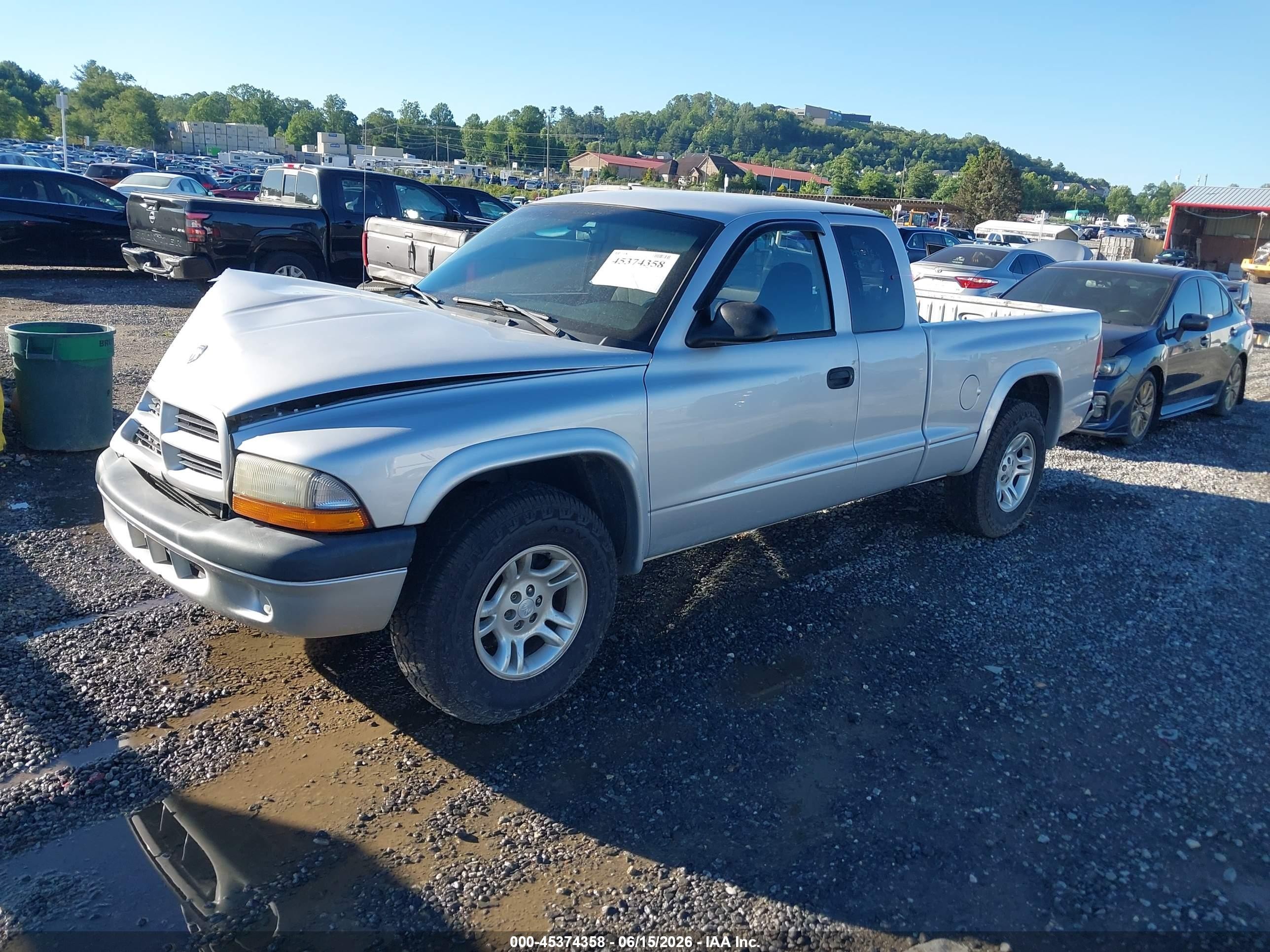 2003 Dodge Dakota Sport Серебряный vin: 1D7HL32NX3S123632