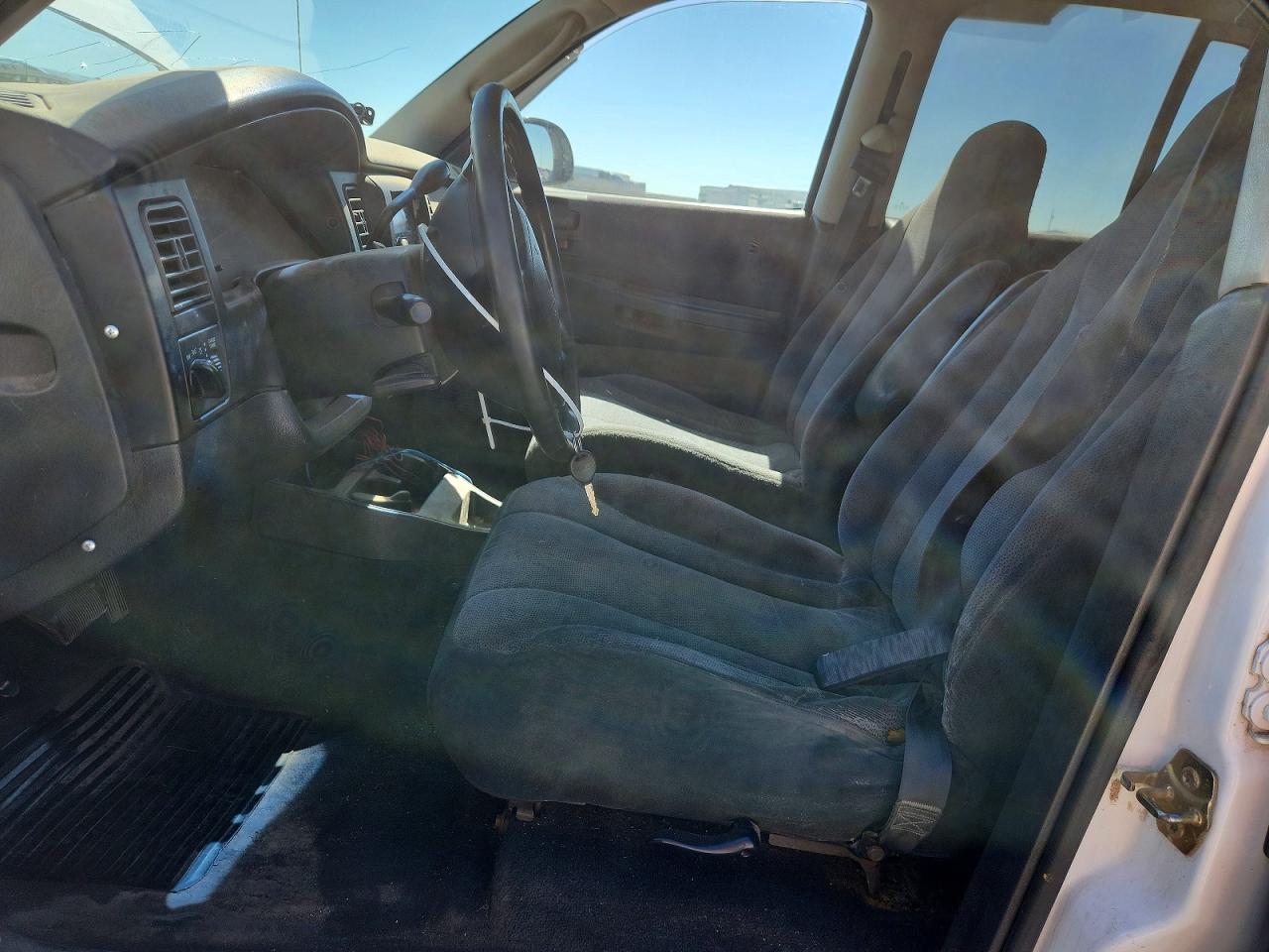2004 Dodge Dakota Quad Sport White vin: 1D7HL38K44S777556