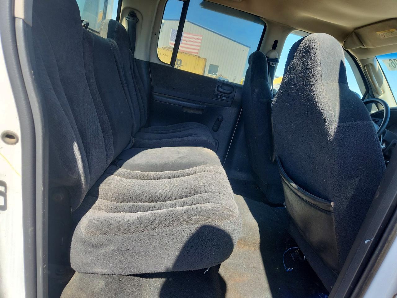 2004 Dodge Dakota Quad Sport White vin: 1D7HL38K44S777556