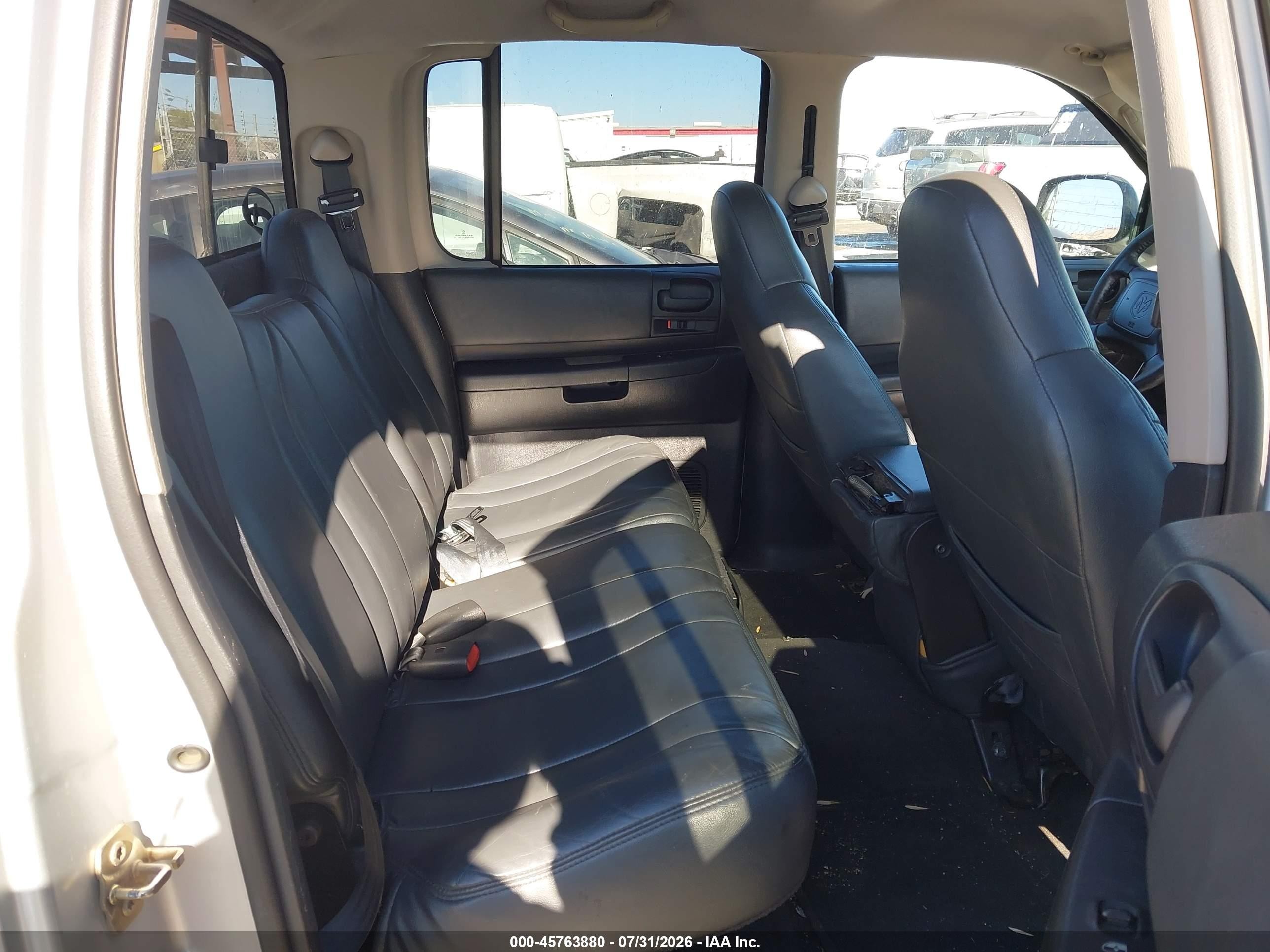 2004 Dodge Dakota Slt Silver vin: 1D7HL48N34S542016
