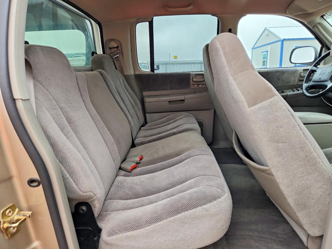 2004 Dodge Dakota Quad Slt Gold vin: 1D7HL48N64S761424