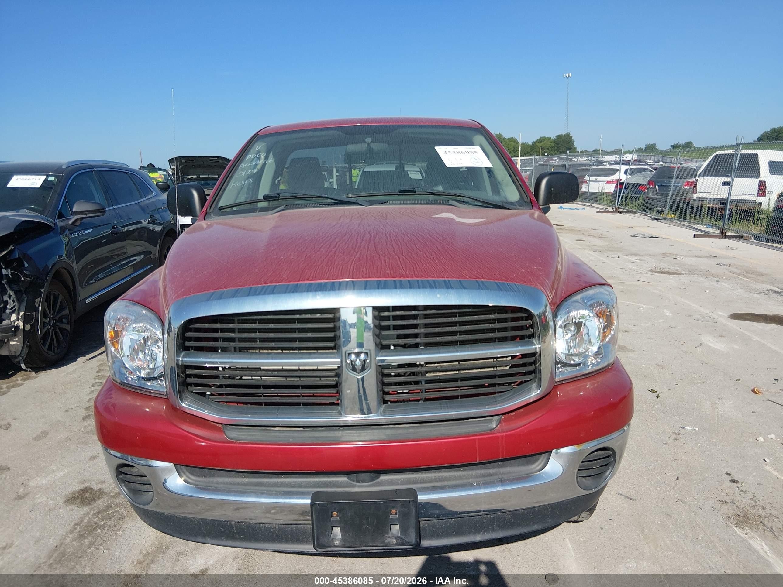 2008 Dodge Ram 1500 Slt Red vin: 1D7HU162X8J145192