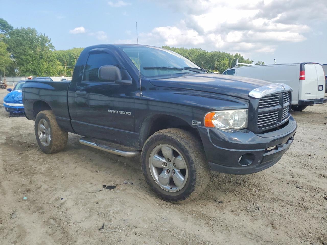2003 Dodge Ram 1500 St Черный vin: 1D7HU16D33J643552