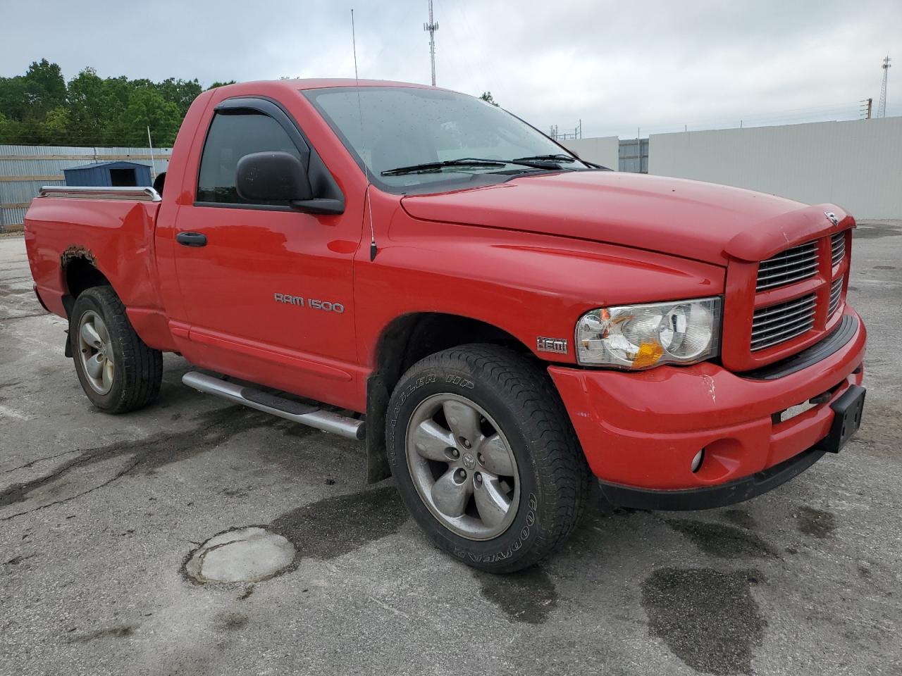 2004 Dodge Ram 1500 St Red vin: 1D7HU16D34J118380