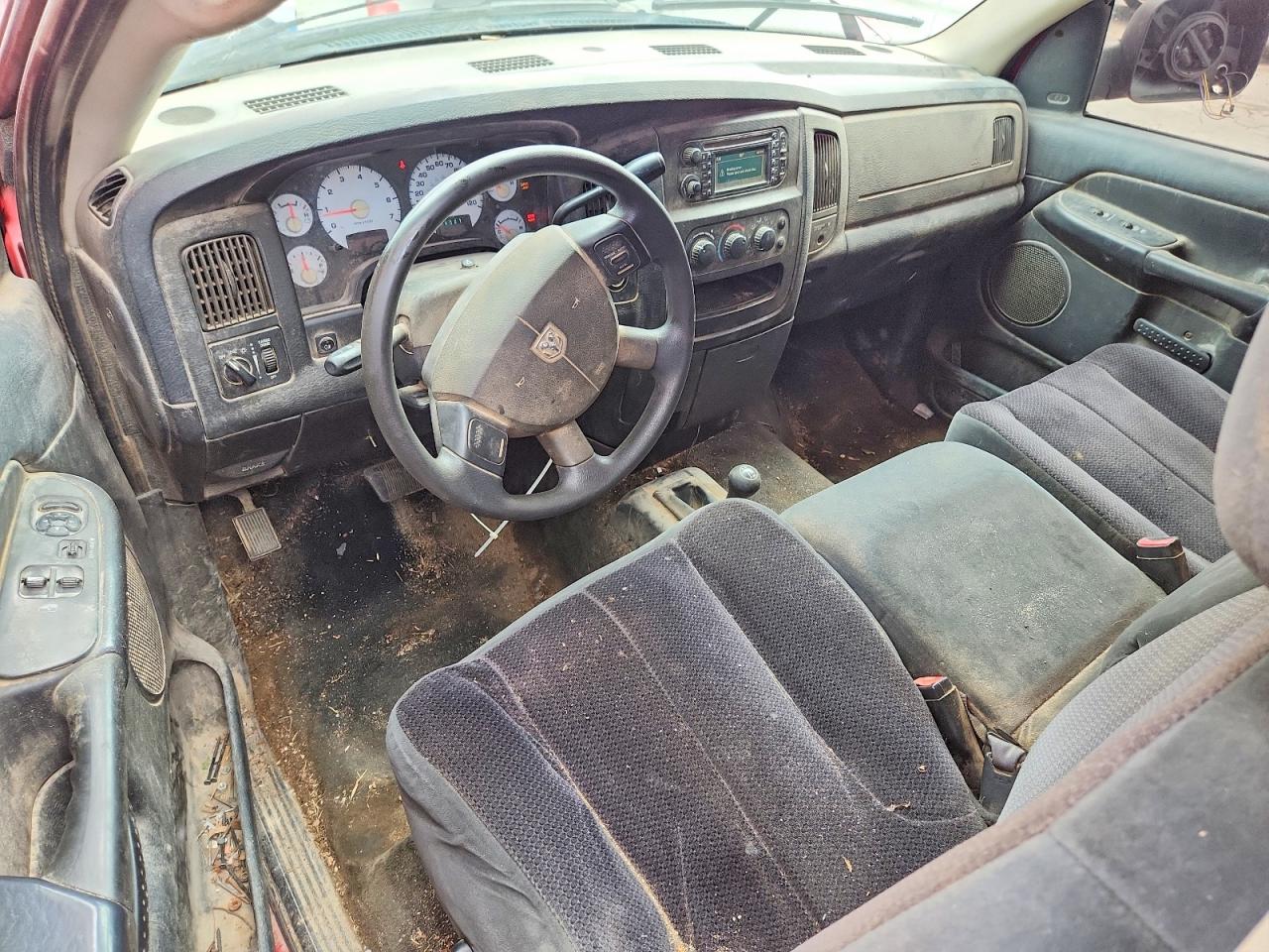 2005 Dodge Ram 1500 St Red vin: 1D7HU16D55J557792