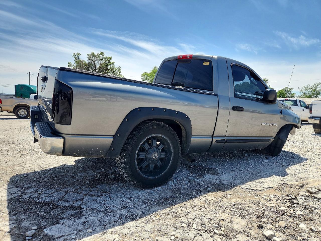 2005 Dodge Ram 1500 St Gray vin: 1D7HU16D85J613305