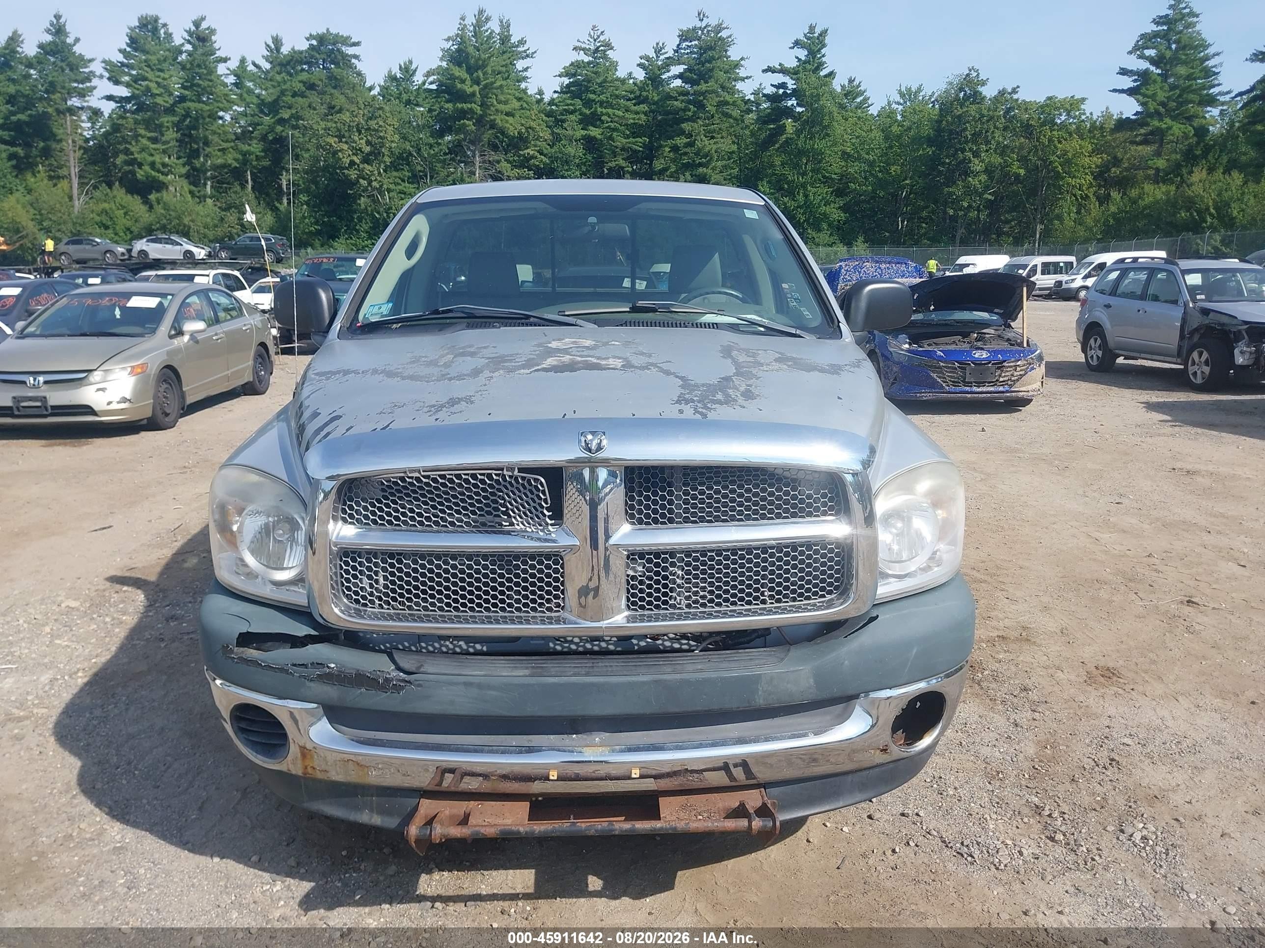 2008 Dodge Ram 1500 St/sxt Silver vin: 1D7HU16N38J227131