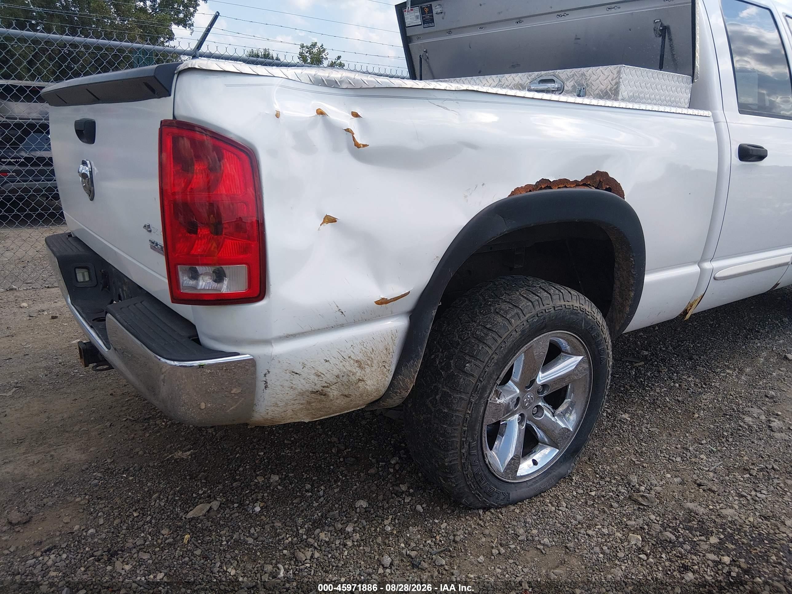 2006 Dodge Ram 1500 Slt/trx4 Off Road/sport White vin: 1D7HU18206J120943