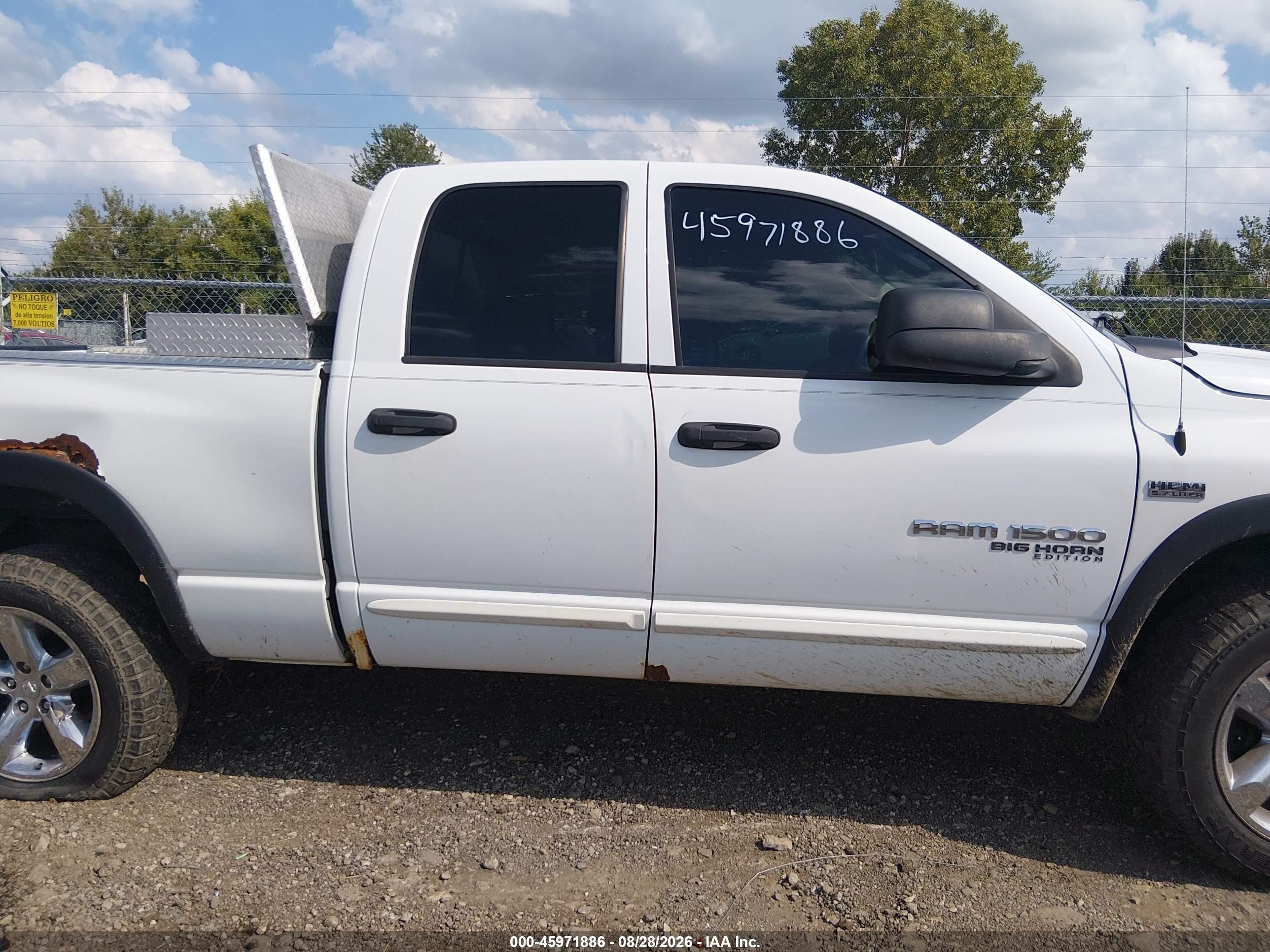 2006 Dodge Ram 1500 Slt/trx4 Off Road/sport White vin: 1D7HU18206J120943