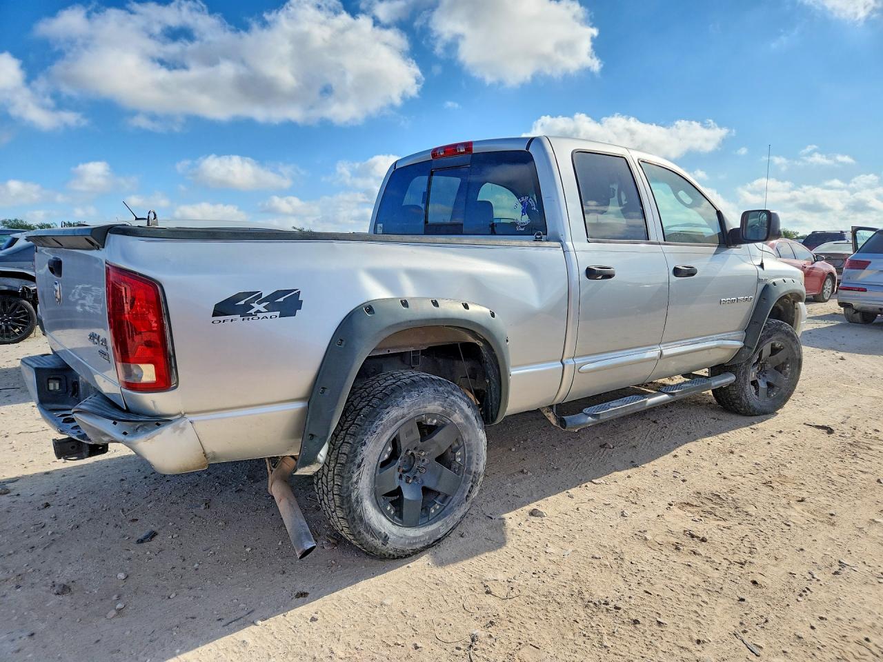 2006 Dodge Ram 1500 St Silver vin: 1D7HU18206S553690