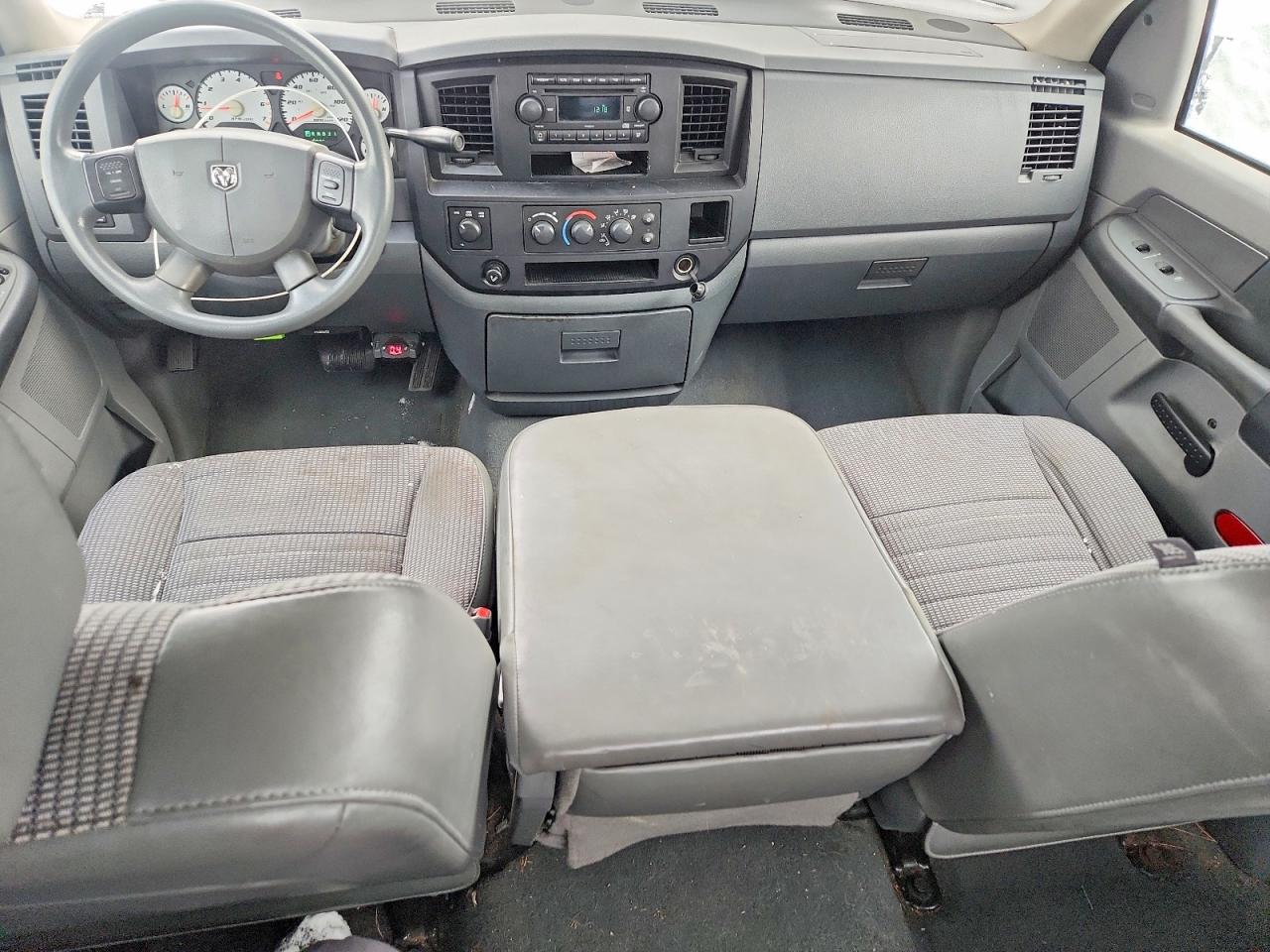 2007 Dodge Ram 1500 St Silver vin: 1D7HU18207J581853