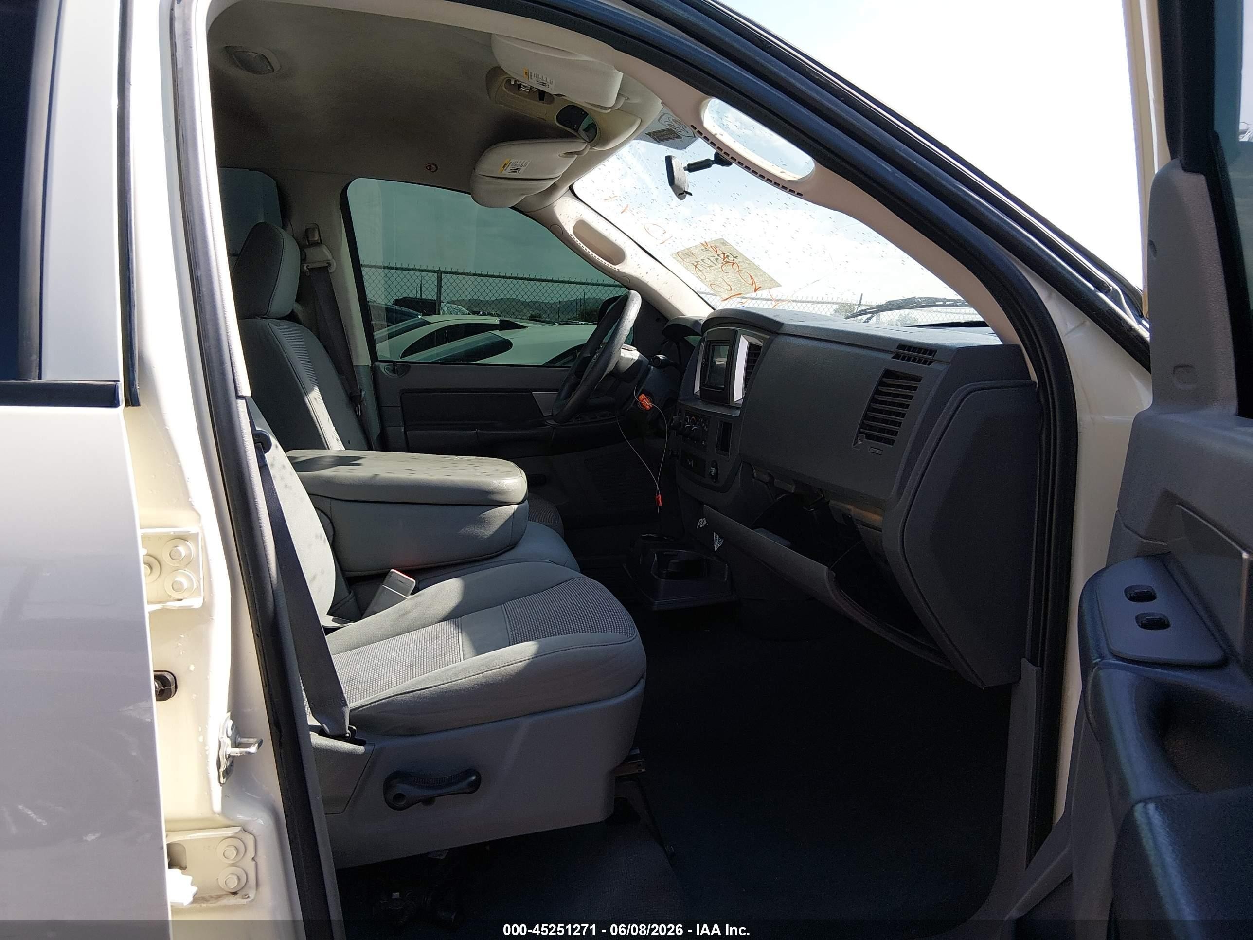 2008 Dodge Ram 1500 Slt White vin: 1D7HU18208J210421