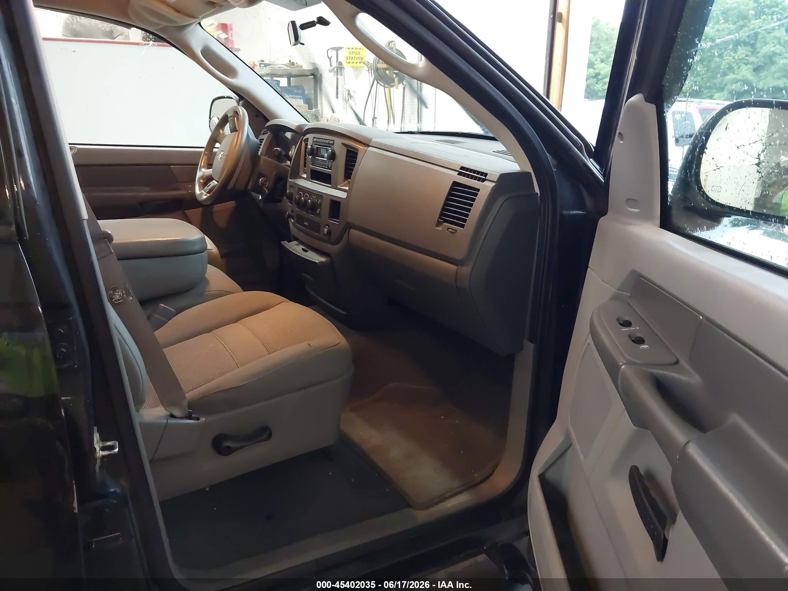 2008 Dodge Ram 1500 Slt Черный vin: 1D7HU18208S597708