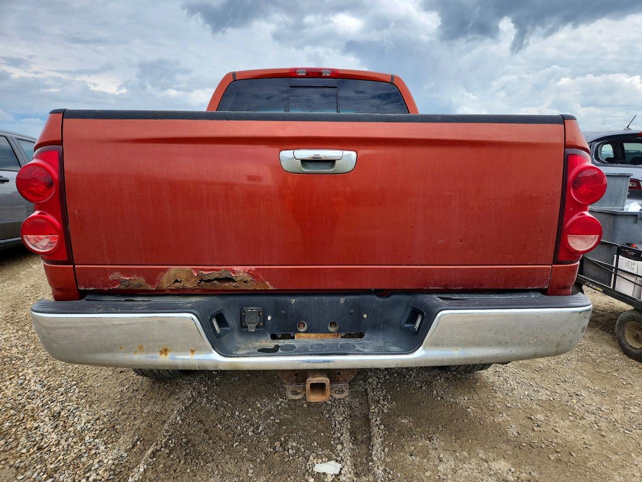 2008 Dodge Ram 1500 St Orange vin: 1D7HU18208S625409