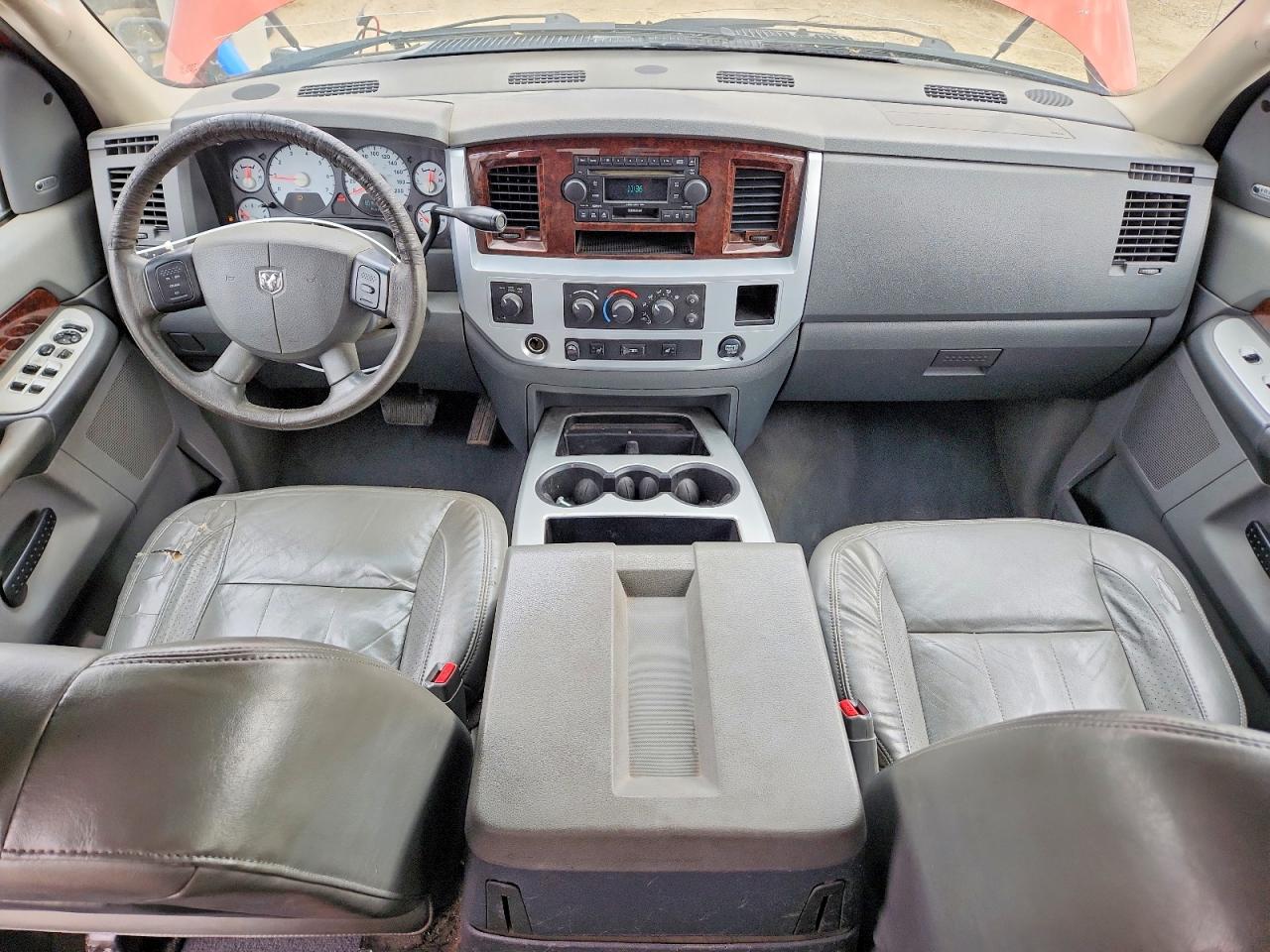 2008 Dodge Ram 1500 St Orange vin: 1D7HU18208S625409