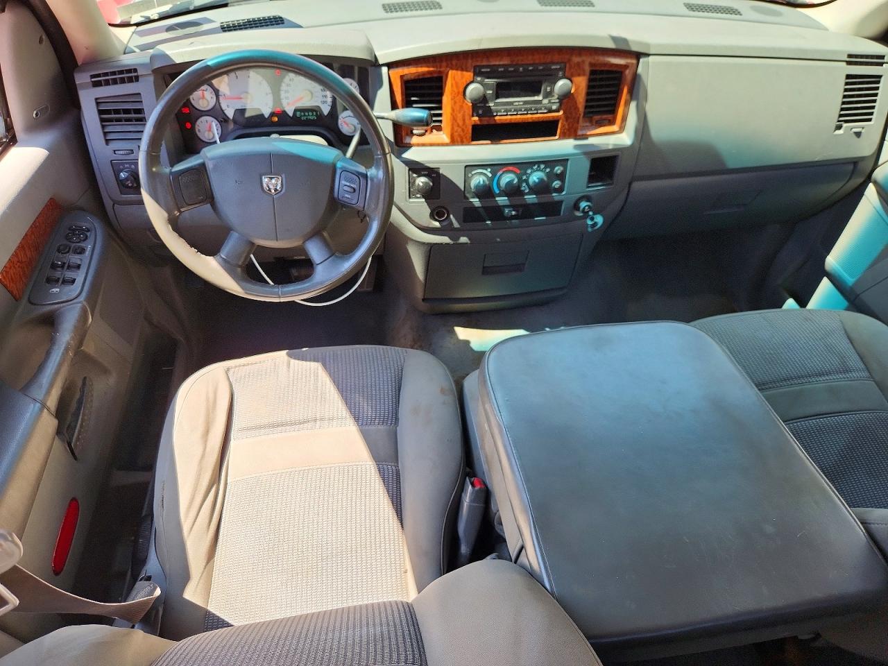 2006 Dodge Ram 1500 St Красный vin: 1D7HU18216S650901