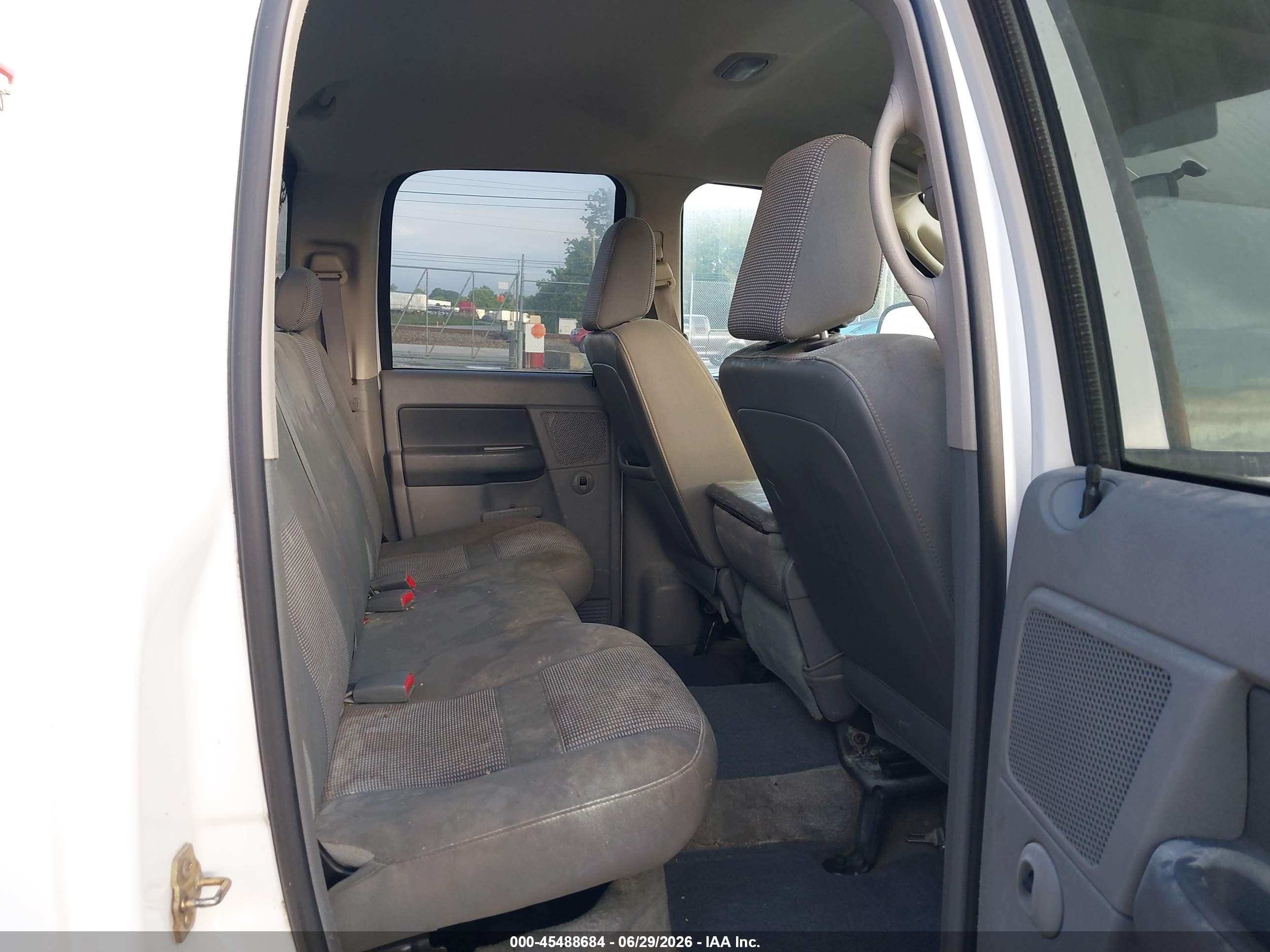 2006 Dodge Ram 1500 Slt/trx4 Off Road/sport White vin: 1D7HU18216S653488