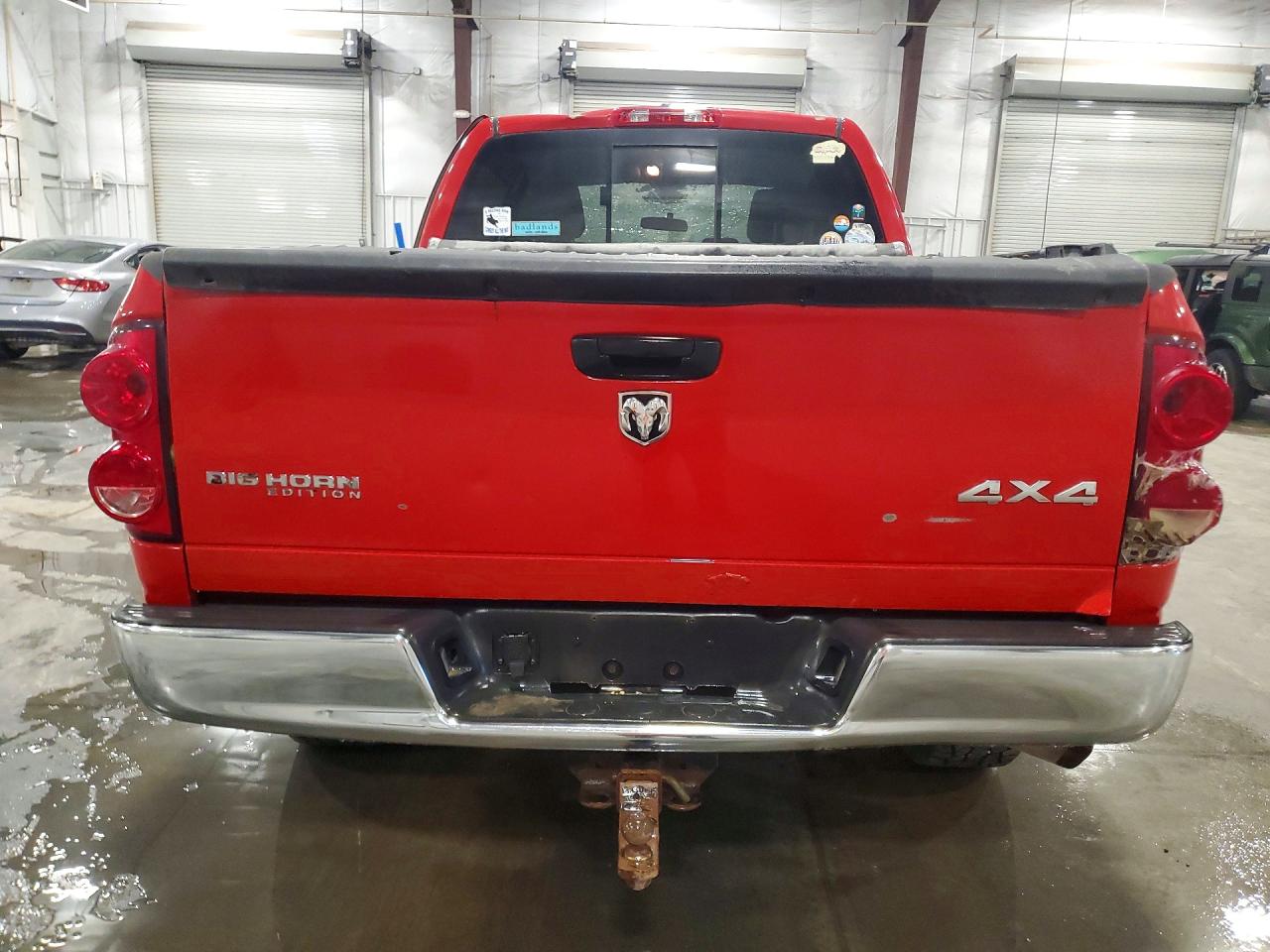 2007 Dodge Ram 1500 Red vin: 1D7HU18217J638366