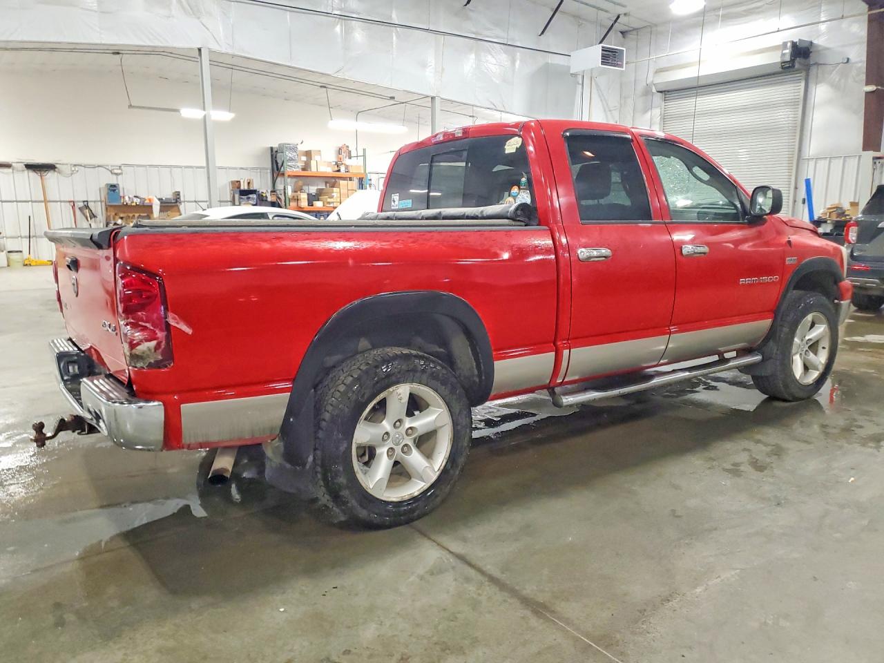 2007 Dodge Ram 1500 Red vin: 1D7HU18217J638366