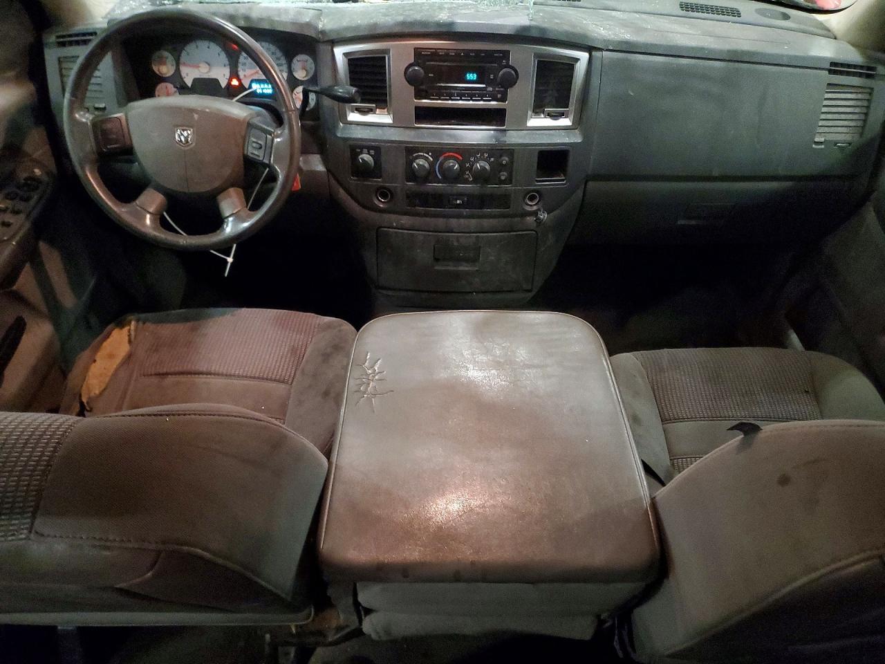 2007 Dodge Ram 1500 Red vin: 1D7HU18217J638366