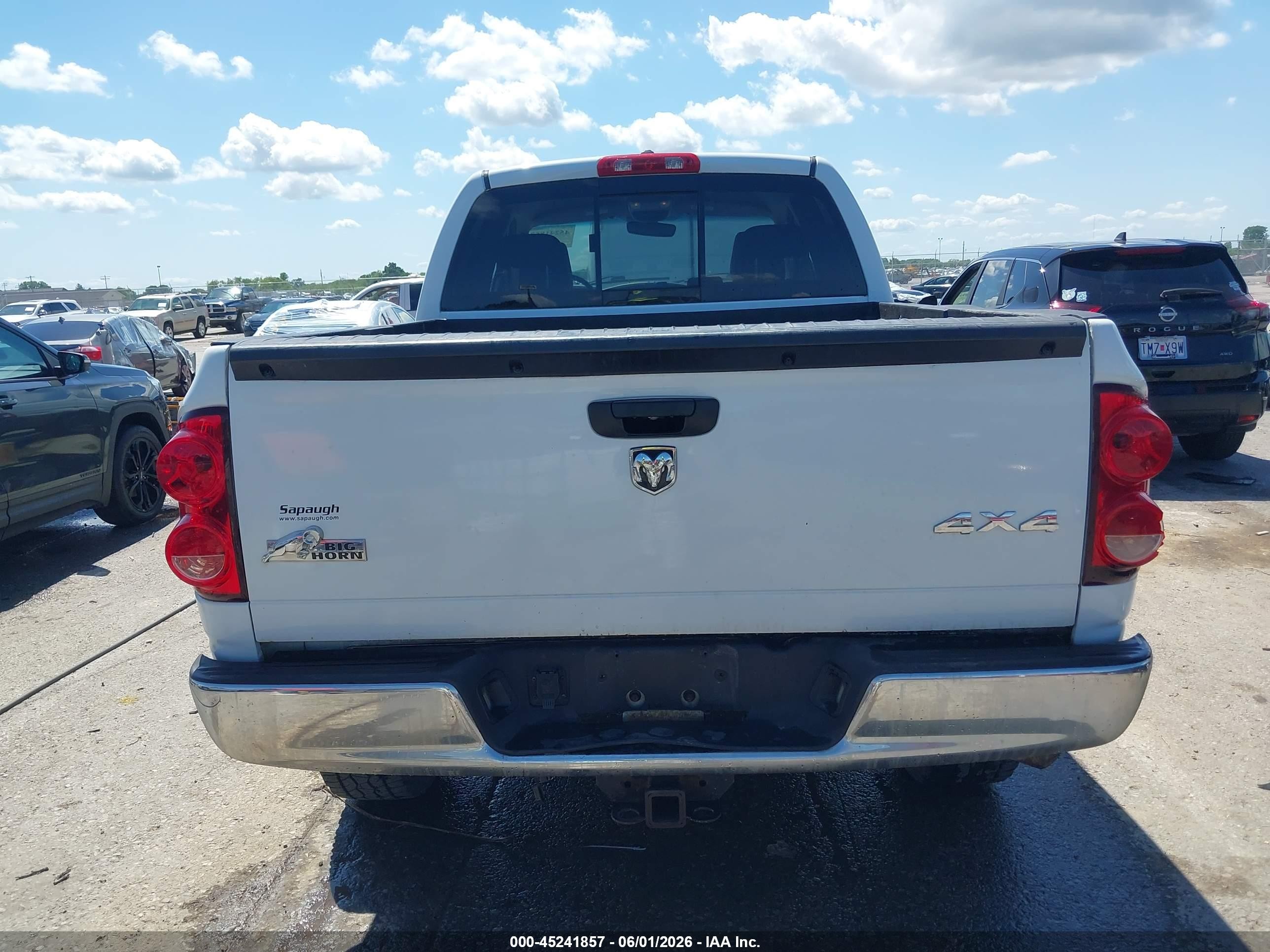 2008 Dodge Ram 1500 Slt White vin: 1D7HU18218J214140