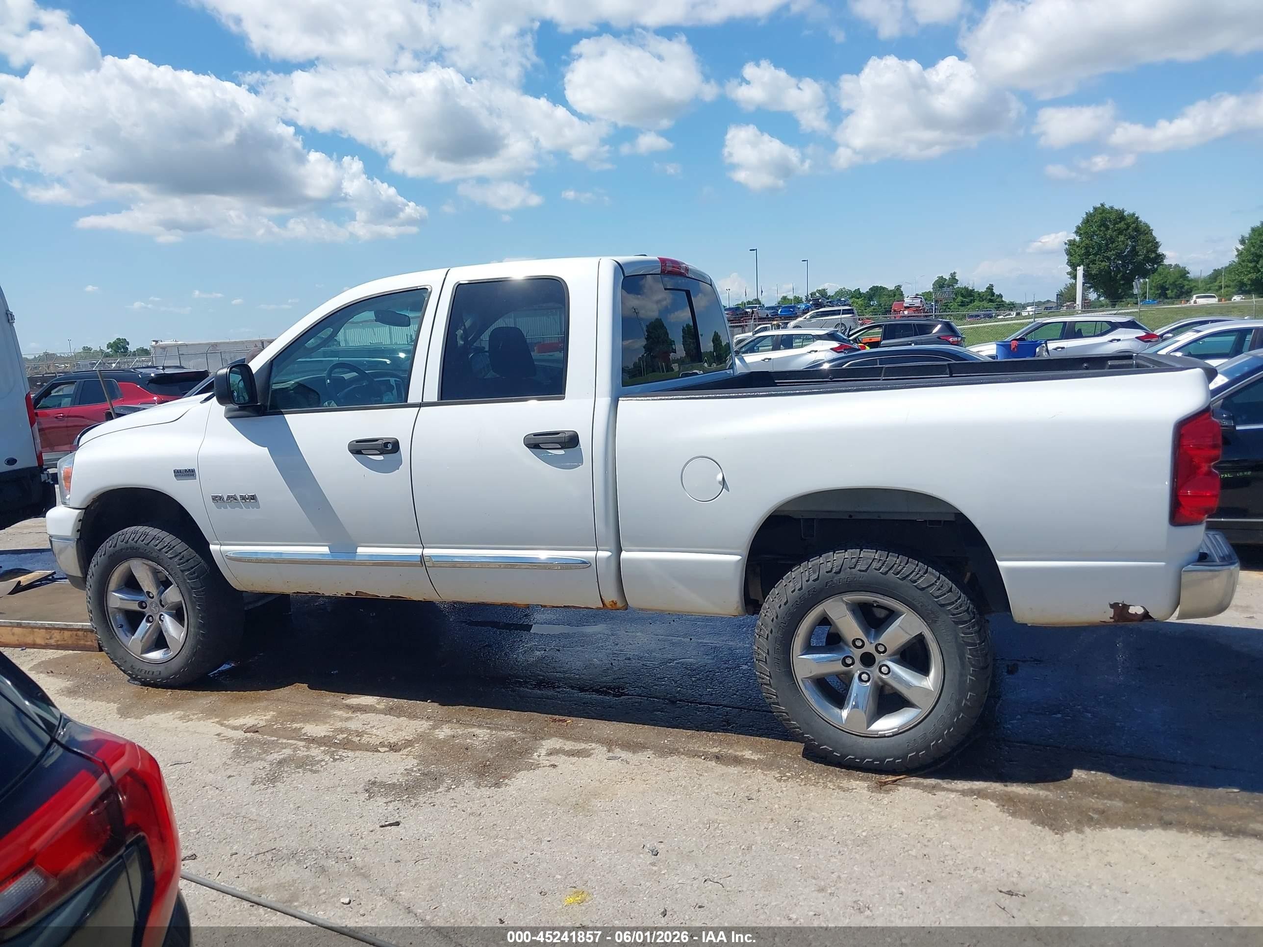 2008 Dodge Ram 1500 Slt White vin: 1D7HU18218J214140