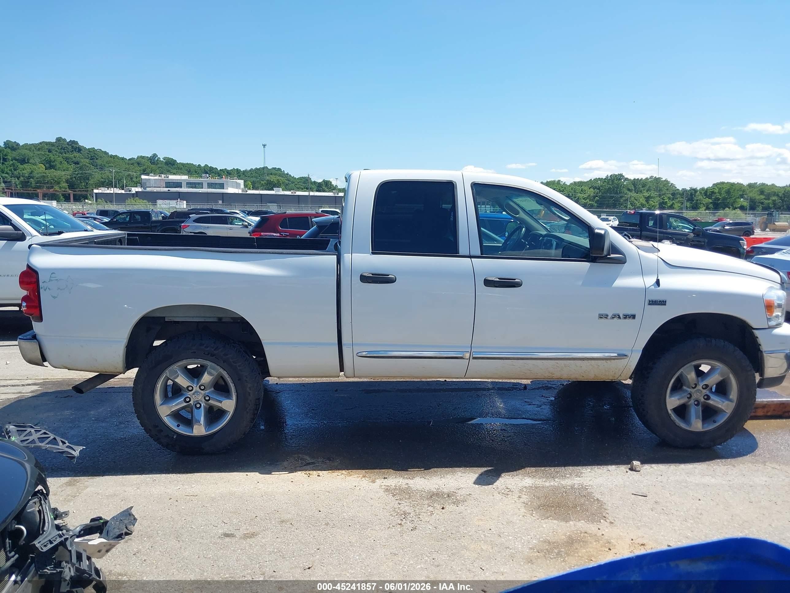 2008 Dodge Ram 1500 Slt White vin: 1D7HU18218J214140