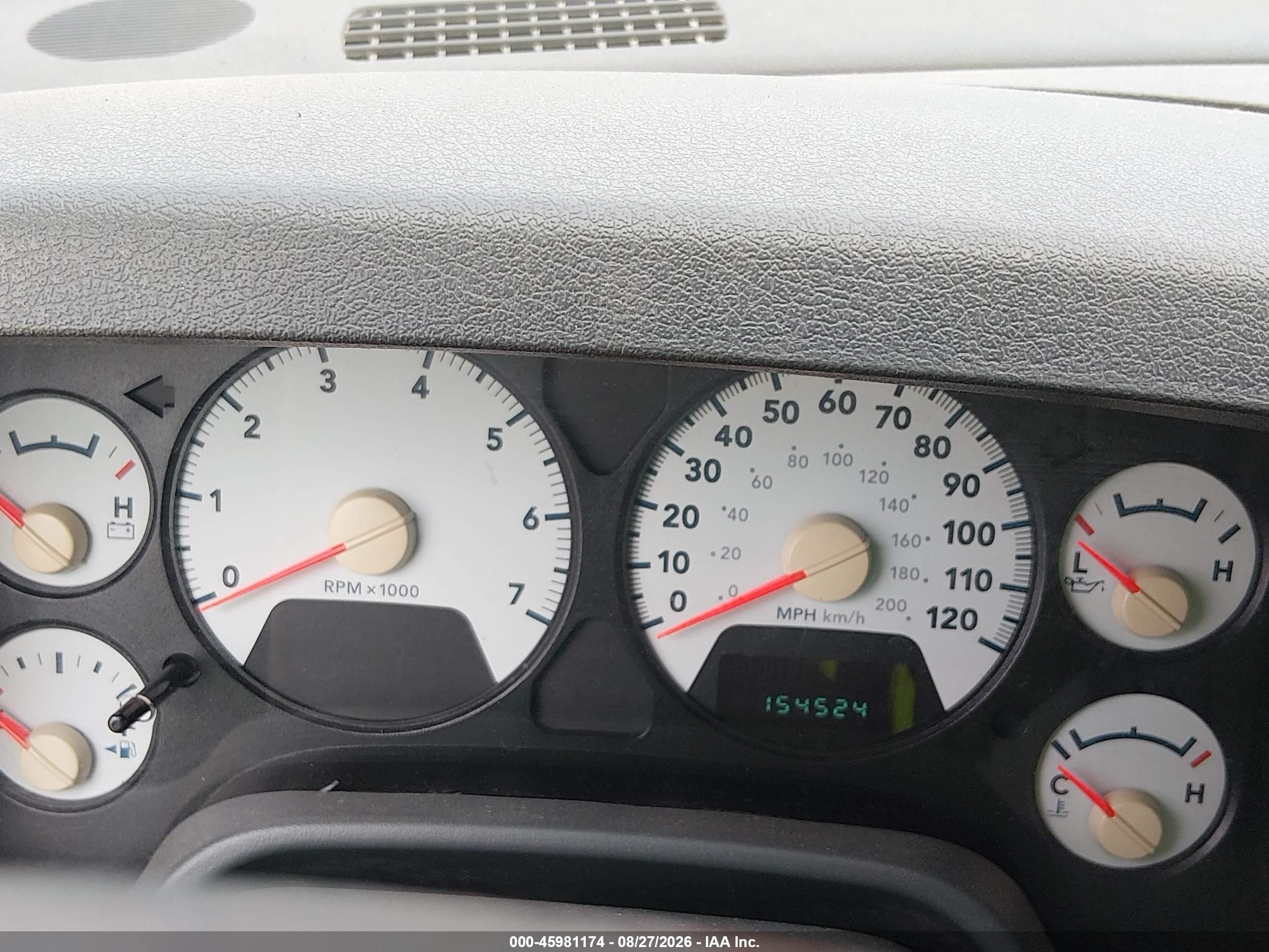 2008 Dodge Ram 1500 Slt Серебряный vin: 1D7HU18218S553751