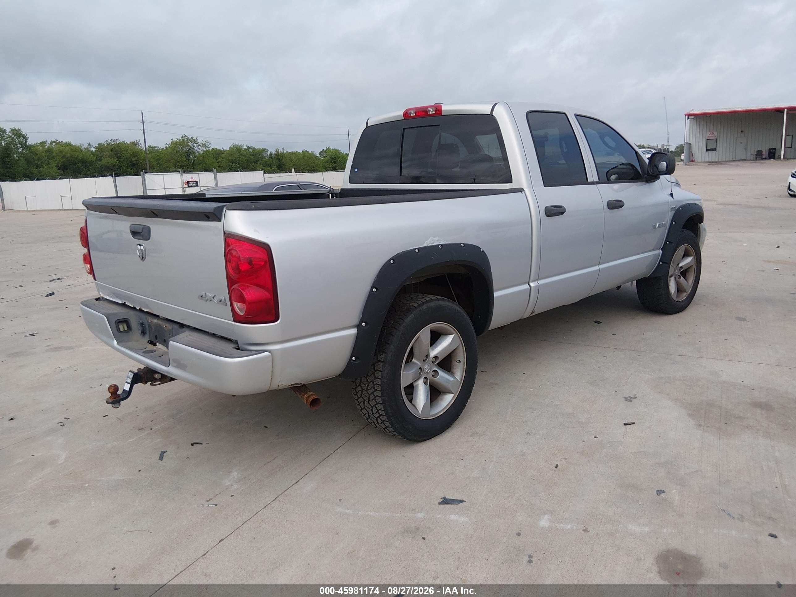 2008 Dodge Ram 1500 Slt Серебряный vin: 1D7HU18218S553751