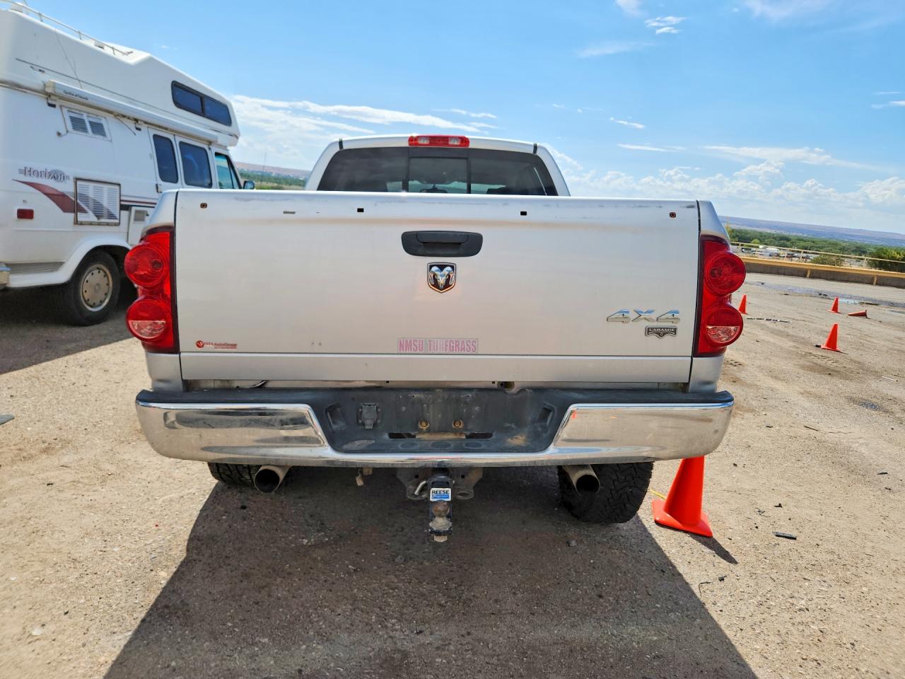 2008 Dodge Ram 1500 St Серебряный vin: 1D7HU18228S515817