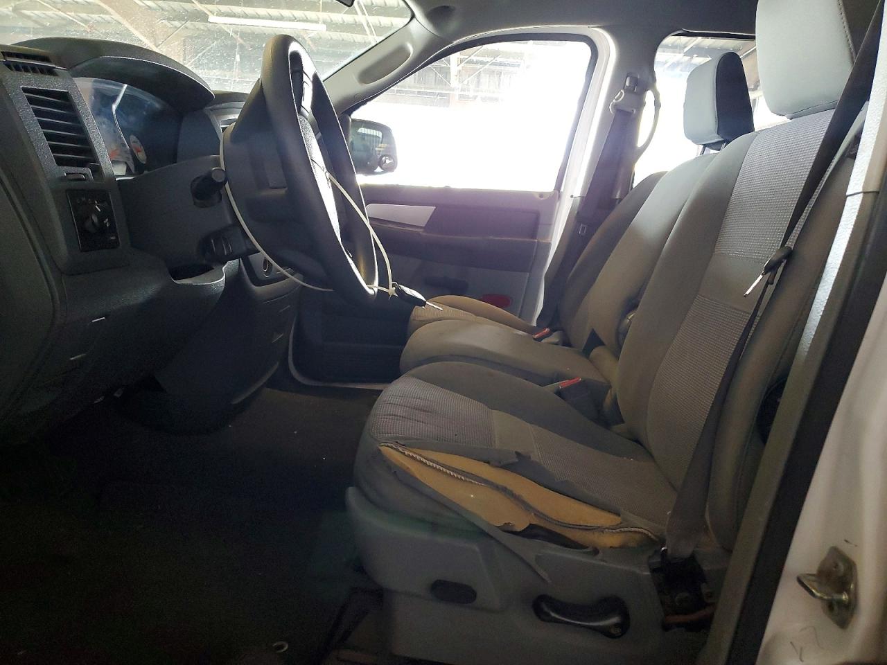 2008 Dodge Ram 1500 St Белый vin: 1D7HU18238J138274