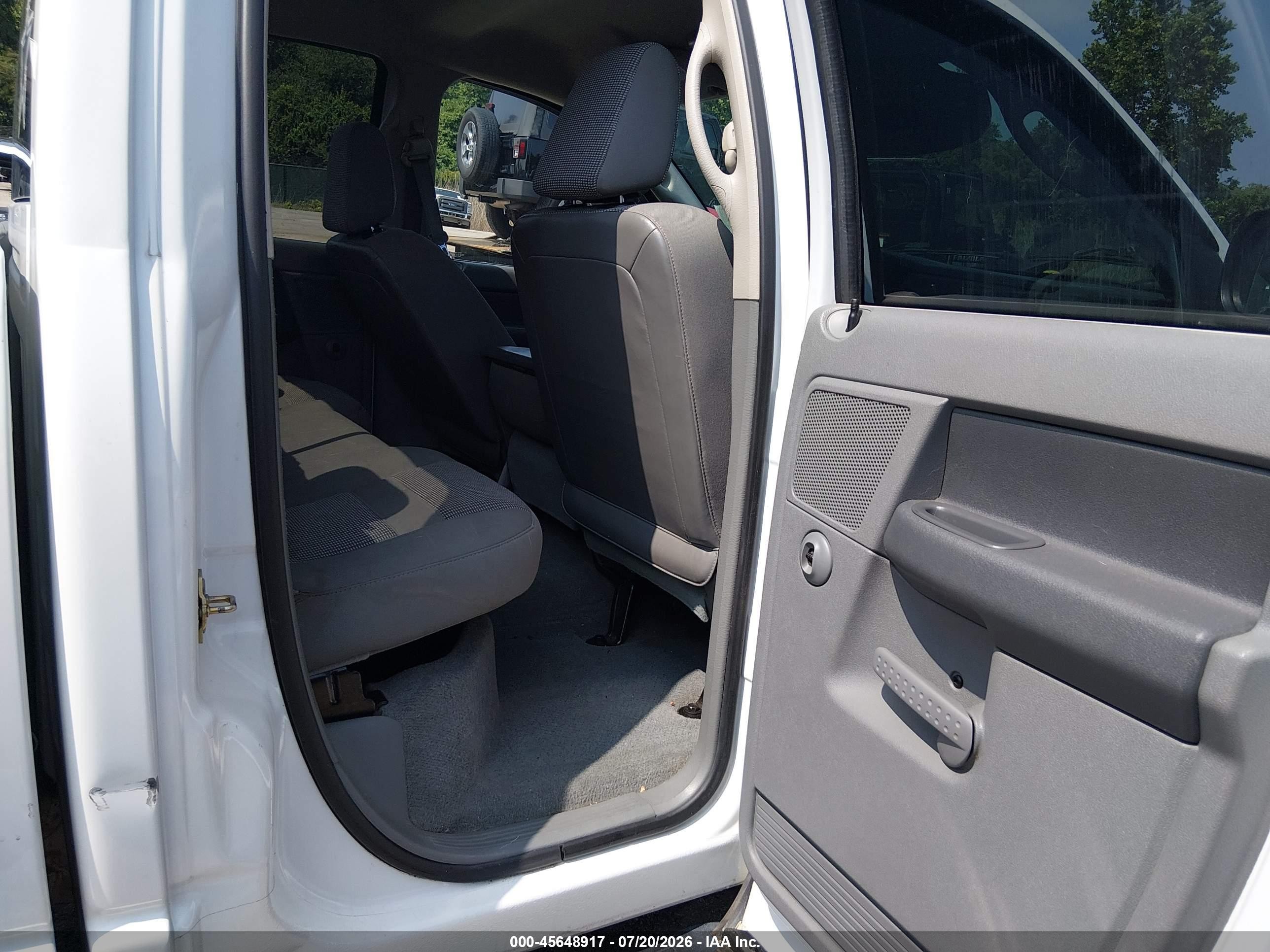 2006 Dodge Ram 1500 Slt/trx4 Off Road/sport White vin: 1D7HU18246S705485