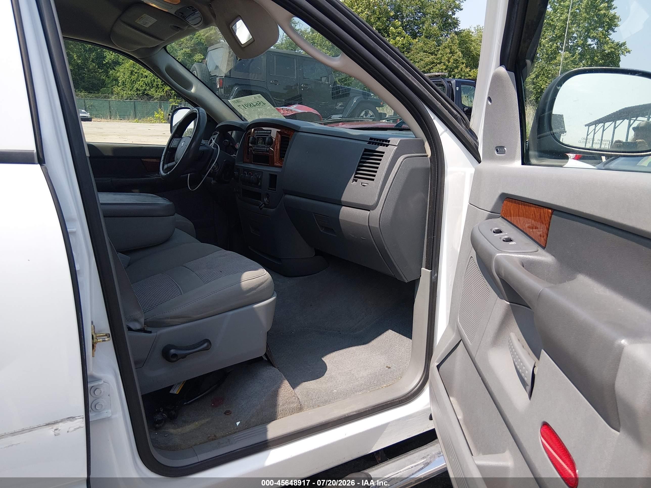 2006 Dodge Ram 1500 Slt/trx4 Off Road/sport White vin: 1D7HU18246S705485