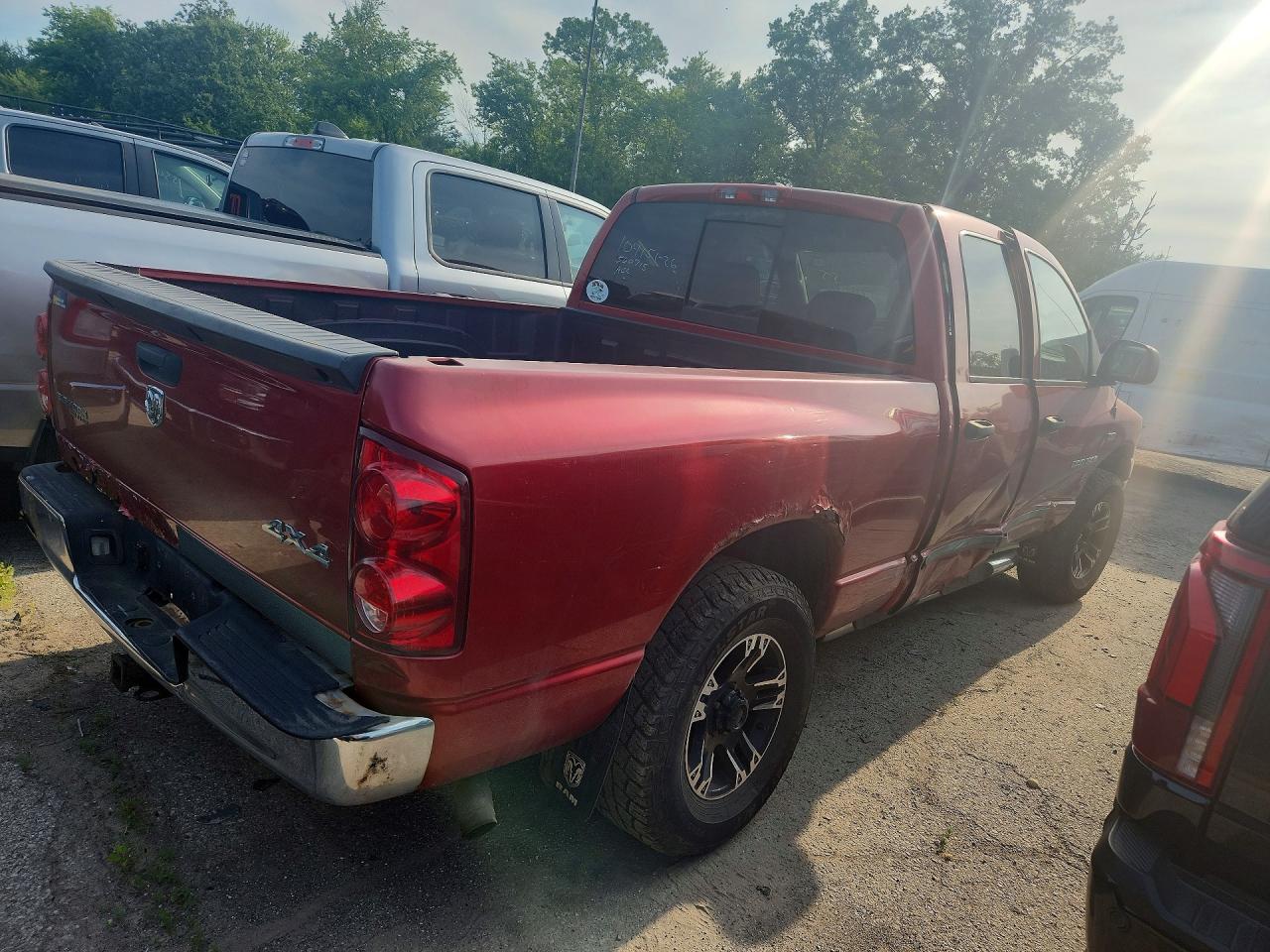 2007 Dodge Ram 1500 St Red vin: 1D7HU18247J560715