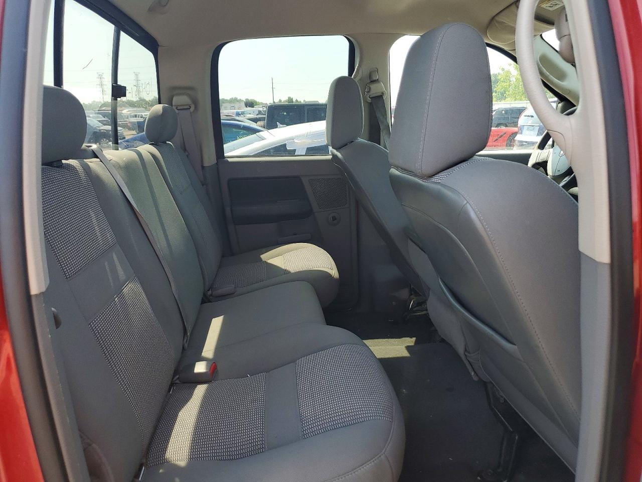 2007 Dodge Ram 1500 St Red vin: 1D7HU18247J560715
