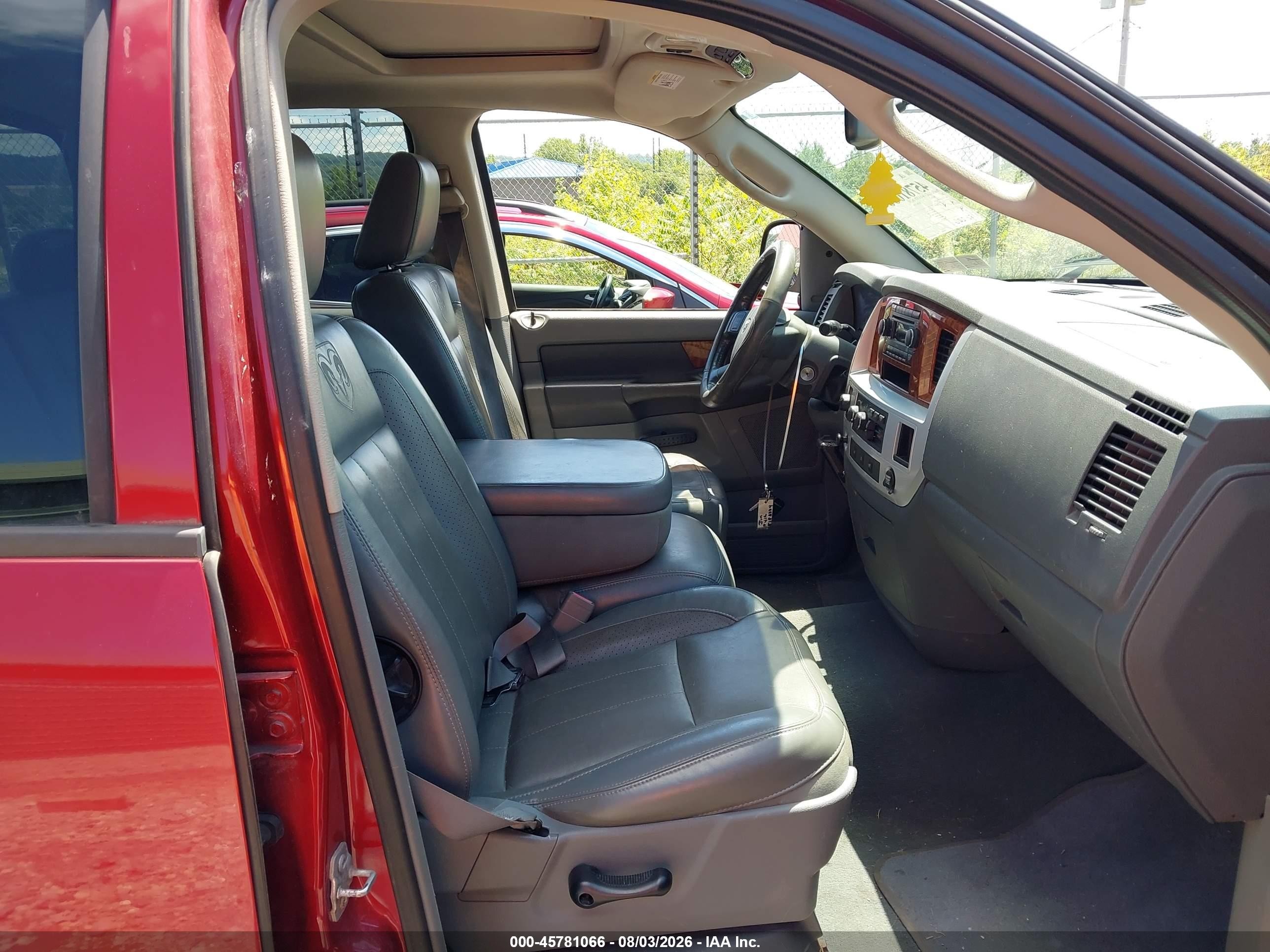 2007 Dodge Ram 1500 Laramie Red vin: 1D7HU18247S187458