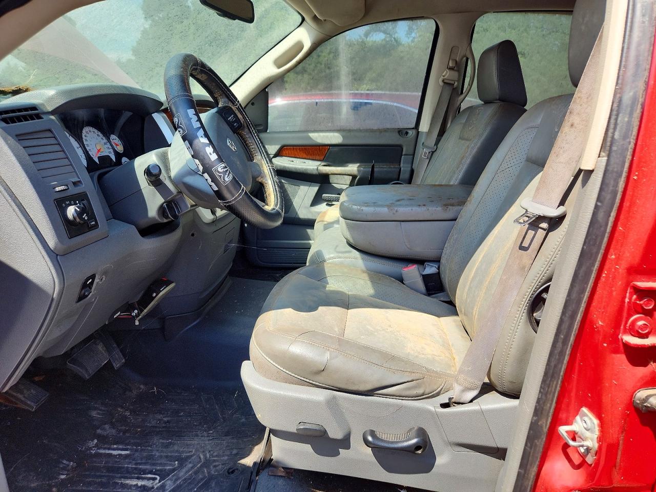 2007 Dodge Ram 1500 St Red vin: 1D7HU18247S262384