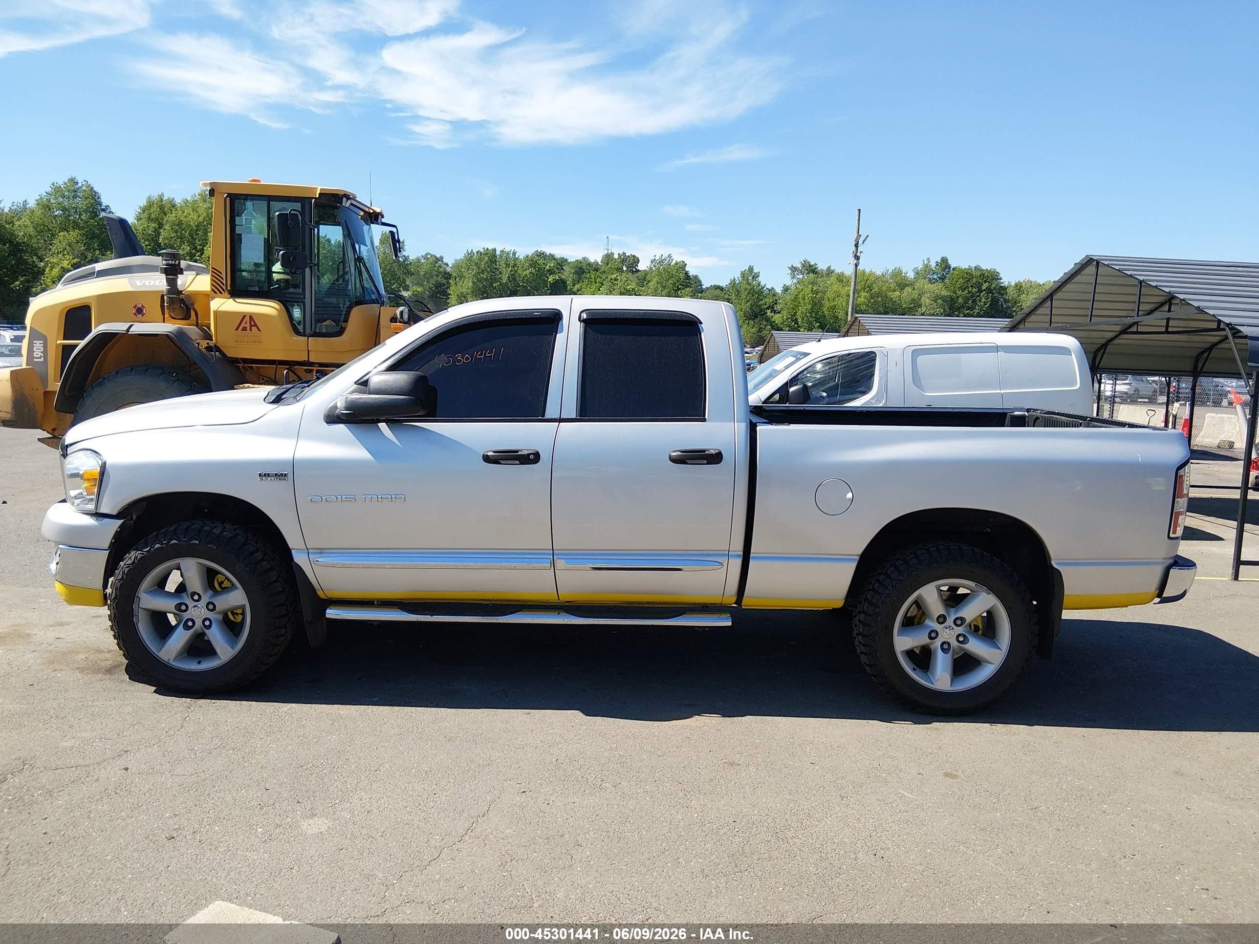 2007 Dodge Ram 1500 Slt/trx4 Off Road/sport Silver vin: 1D7HU18247S262823