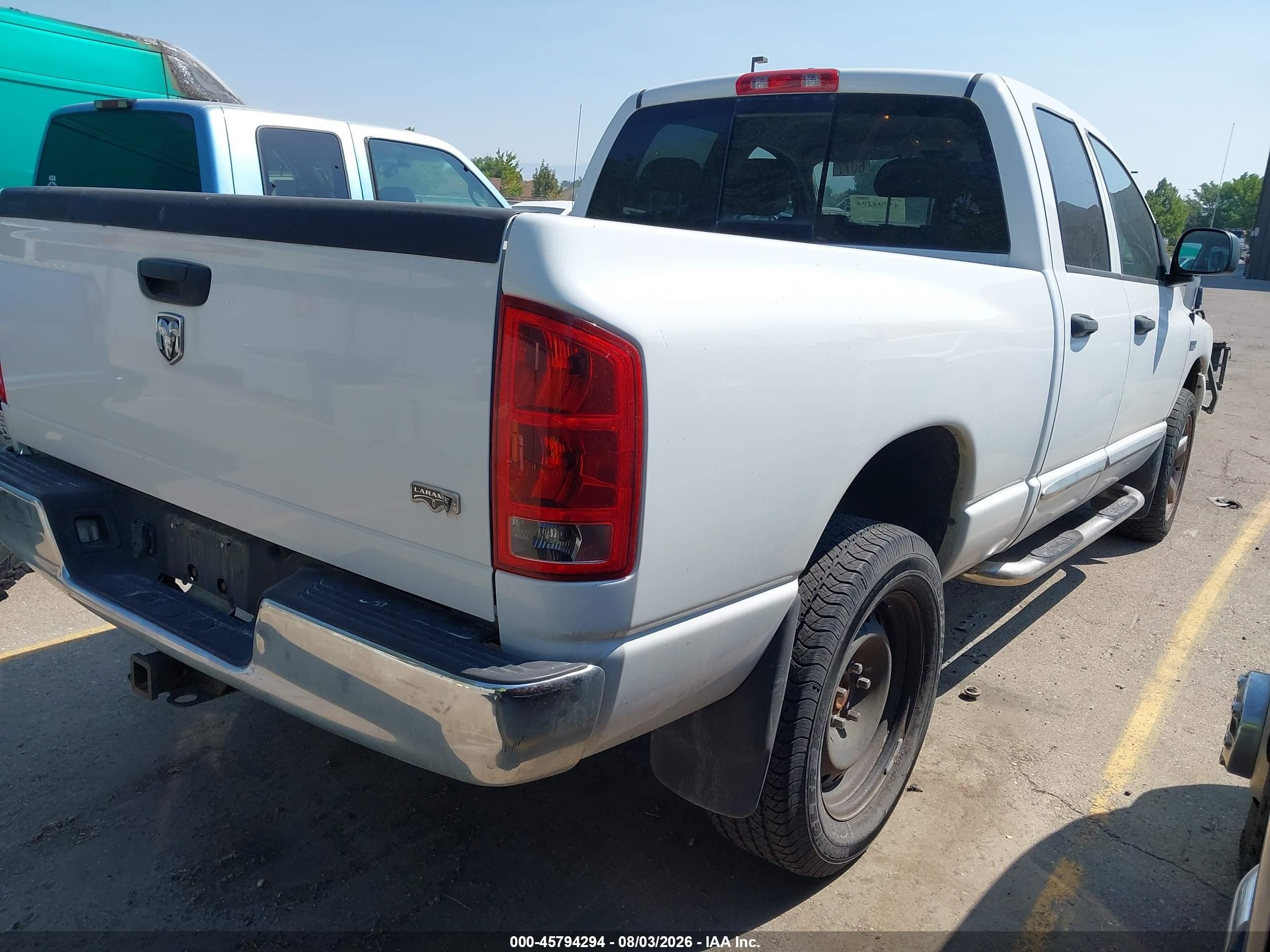 2006 Dodge Ram 1500 Laramie White vin: 1D7HU18256S602964