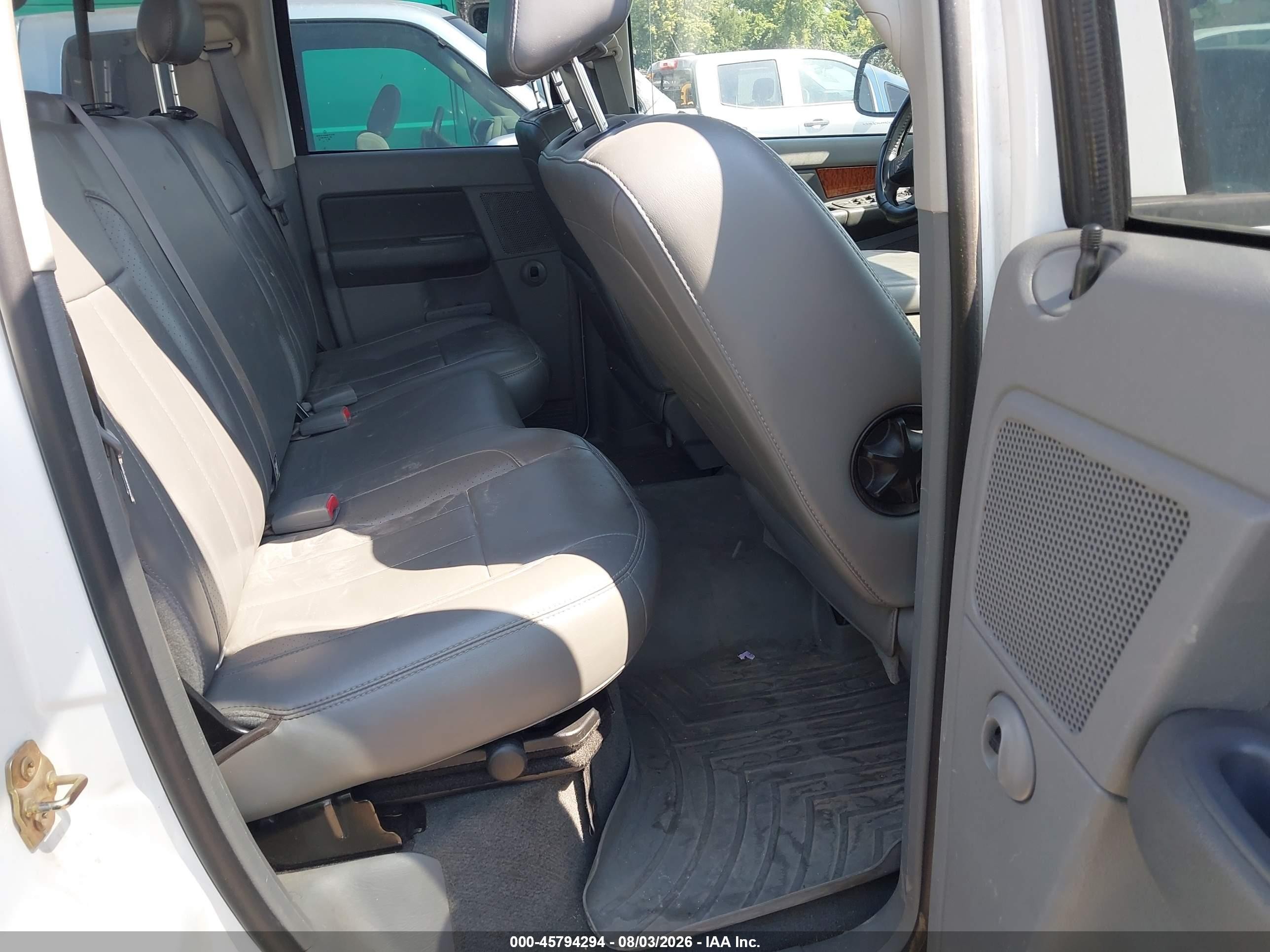 2006 Dodge Ram 1500 Laramie White vin: 1D7HU18256S602964